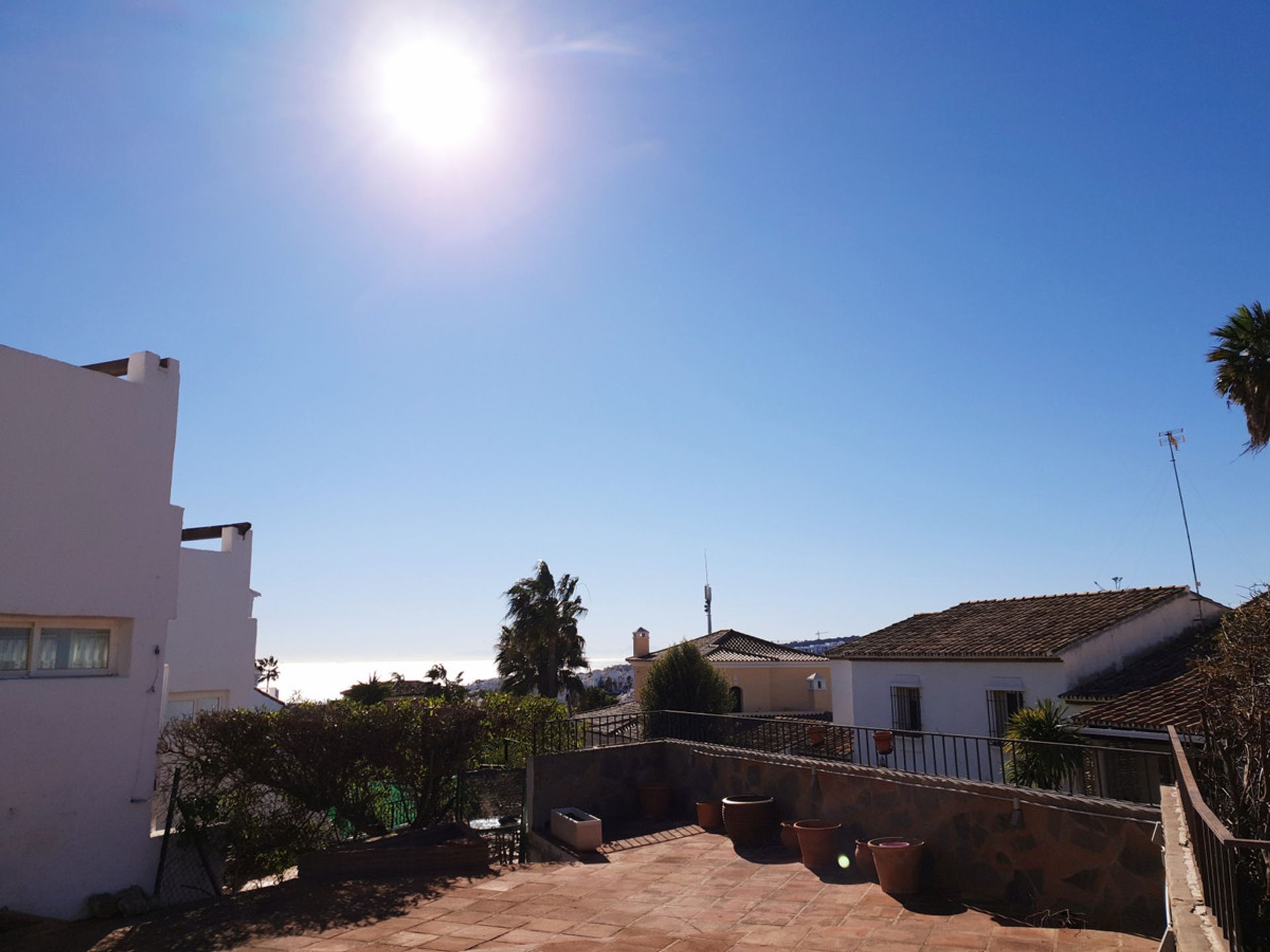 casa en Puerto de la Duquesa, Andalusia 11078235