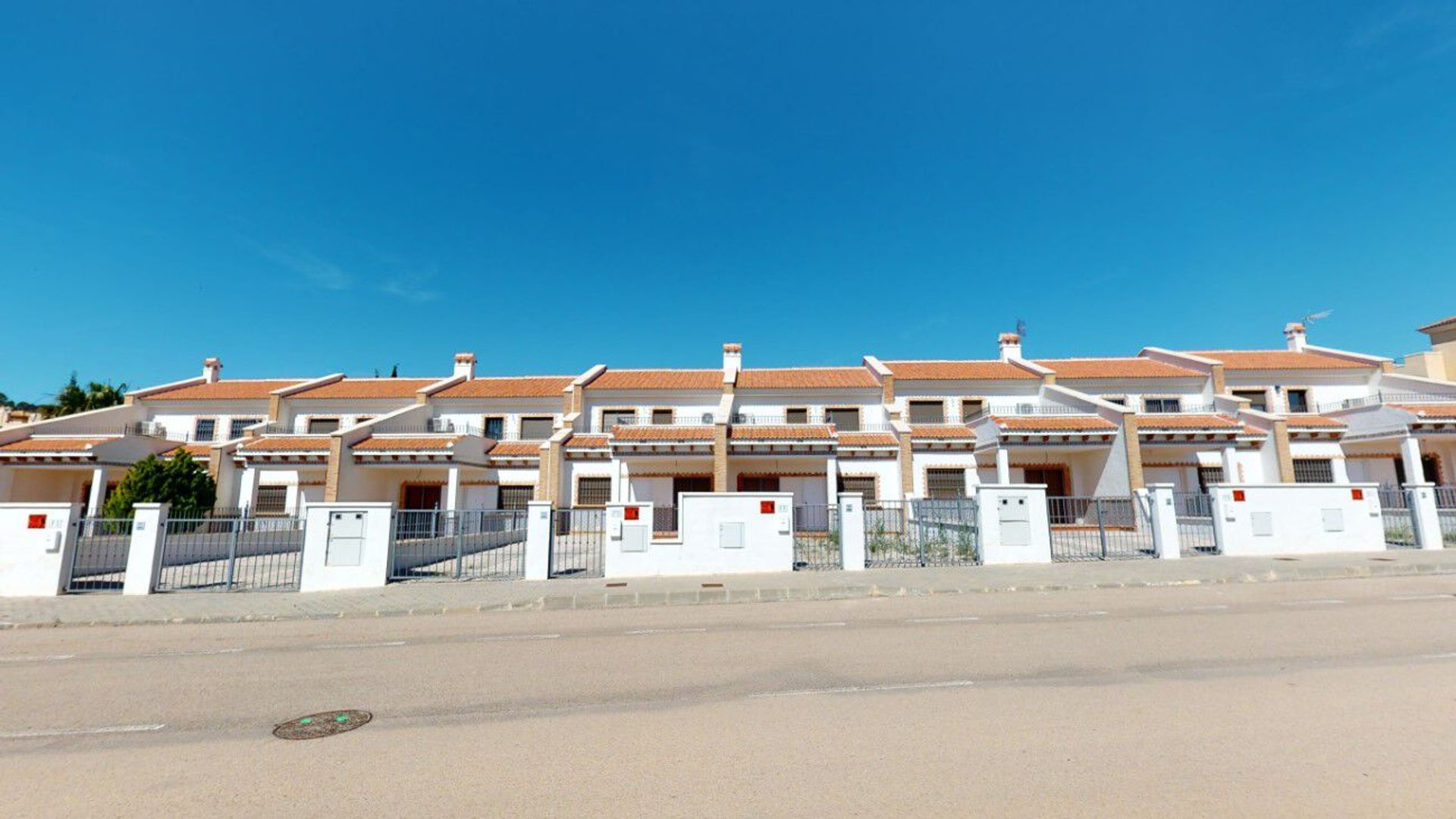 Будинок в San Miguel de Salinas, Comunidad Valenciana 11078469