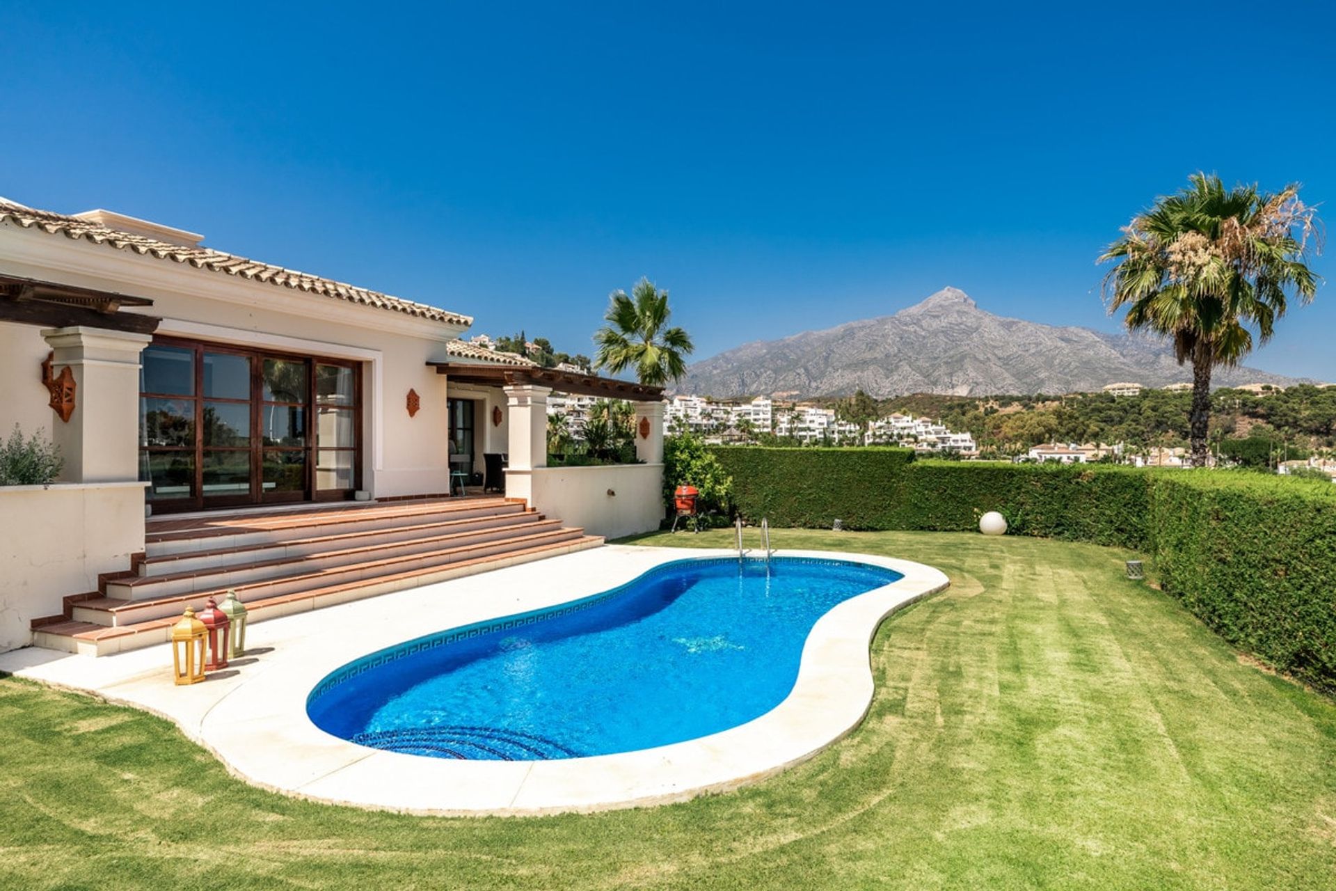 Huis in San Pedro de Alcántara, Andalusië 11078696