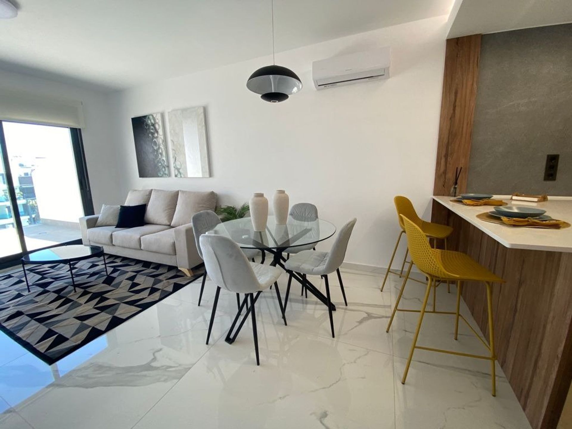 Condominium in Guardamar del Segura, Valencia 11078818