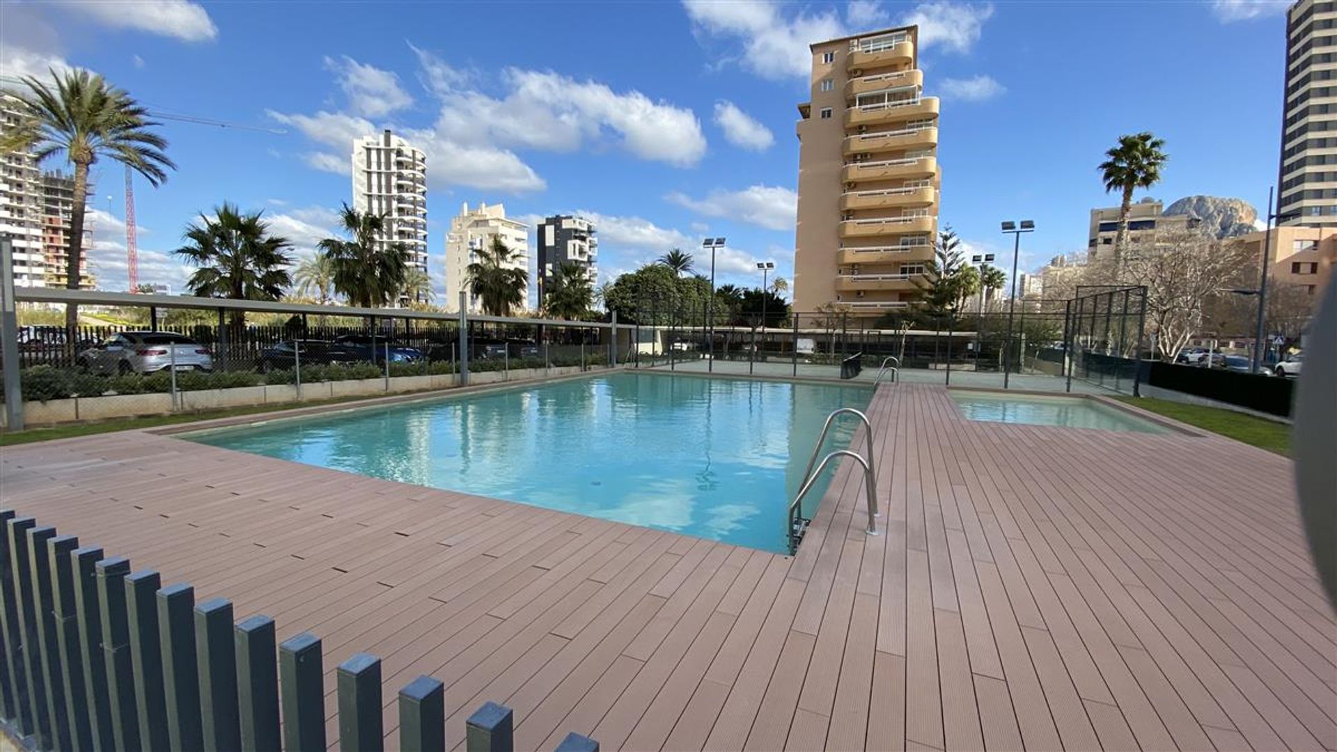 Condominium in Calpe, Comunidad Valenciana 11079881