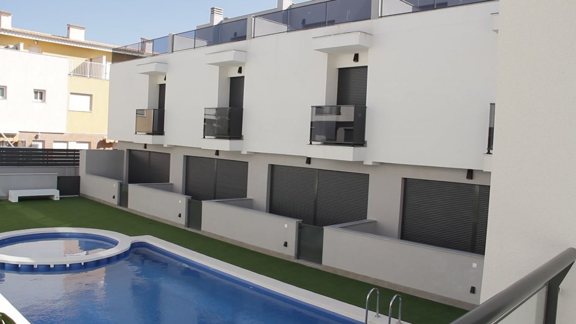 Condominio en Santa Pola, Comunidad Valenciana 11080745