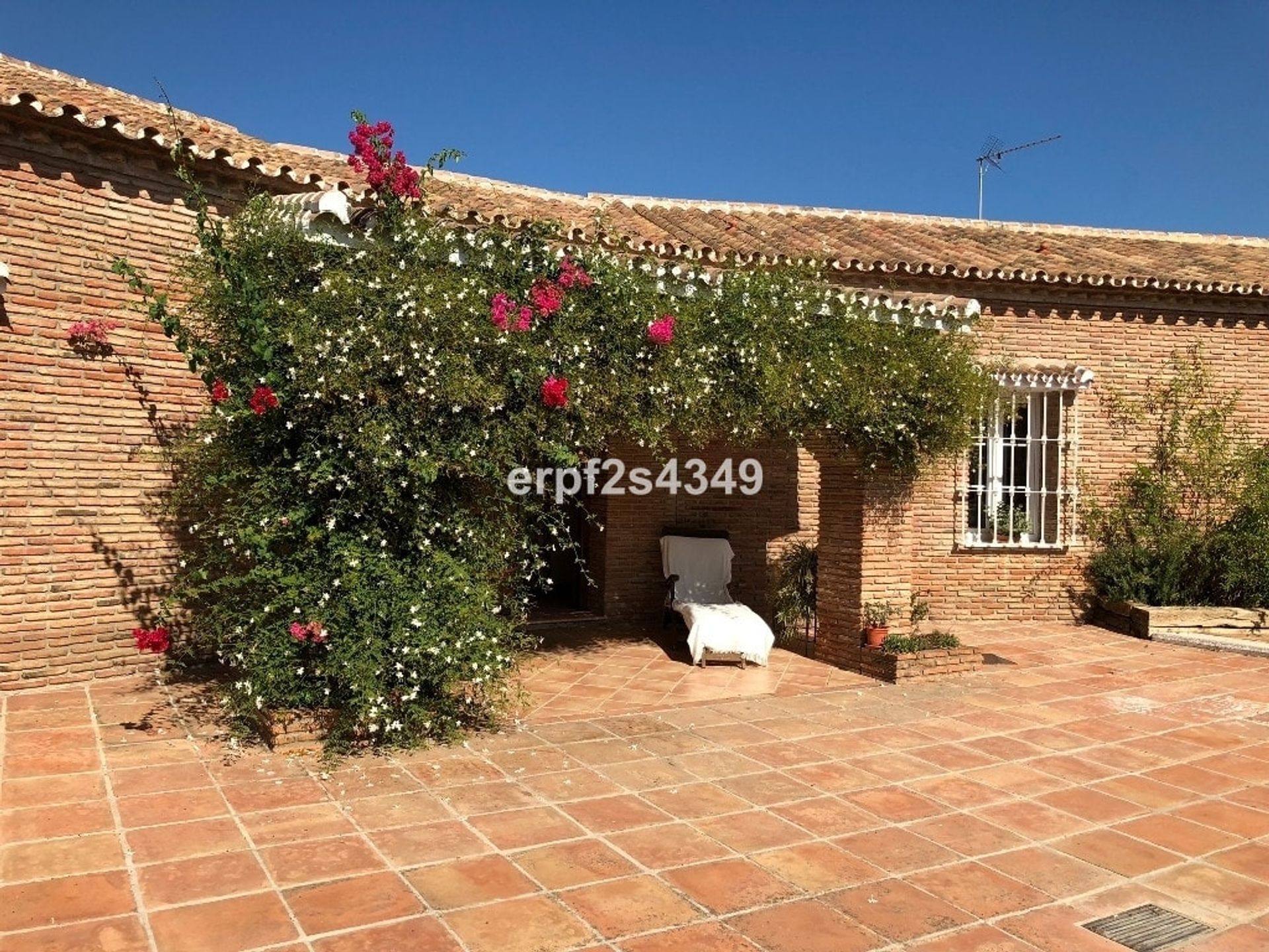 Huis in Alhaurín de la Torre, Andalucía 11081039