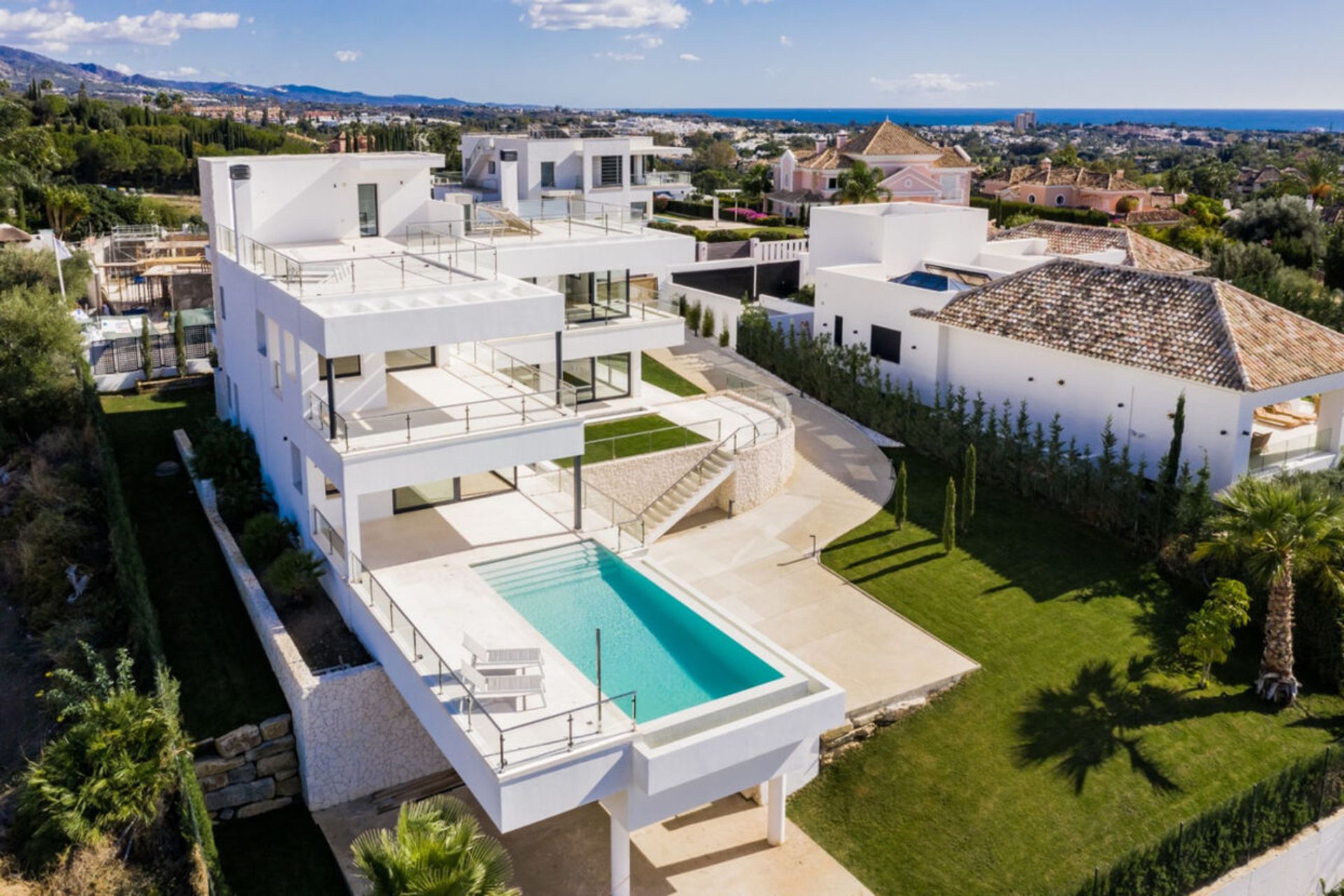 House in San Pedro de Alcantara, Andalusia 11081630