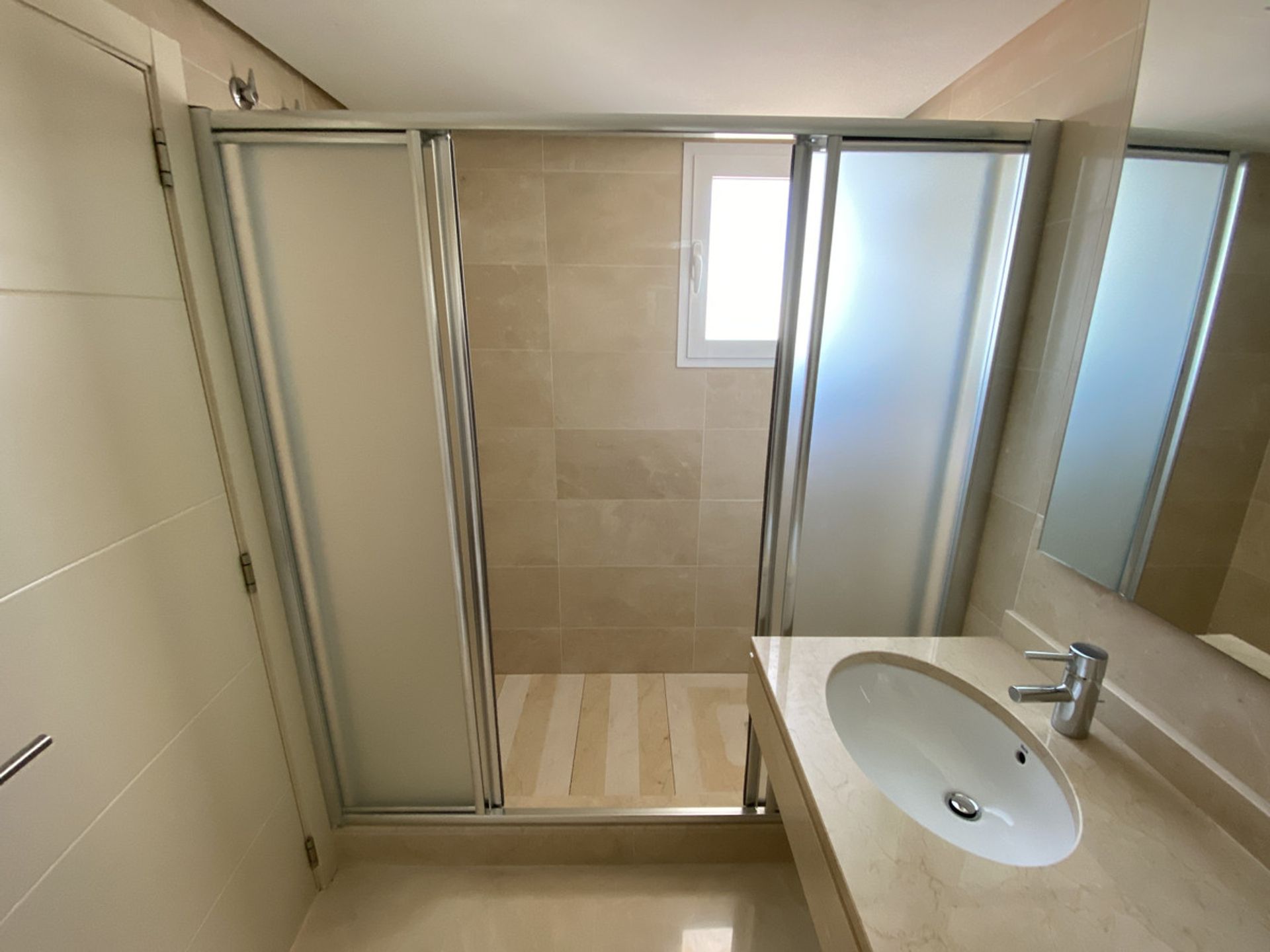 Condominio en Casares, Andalucía 11081860