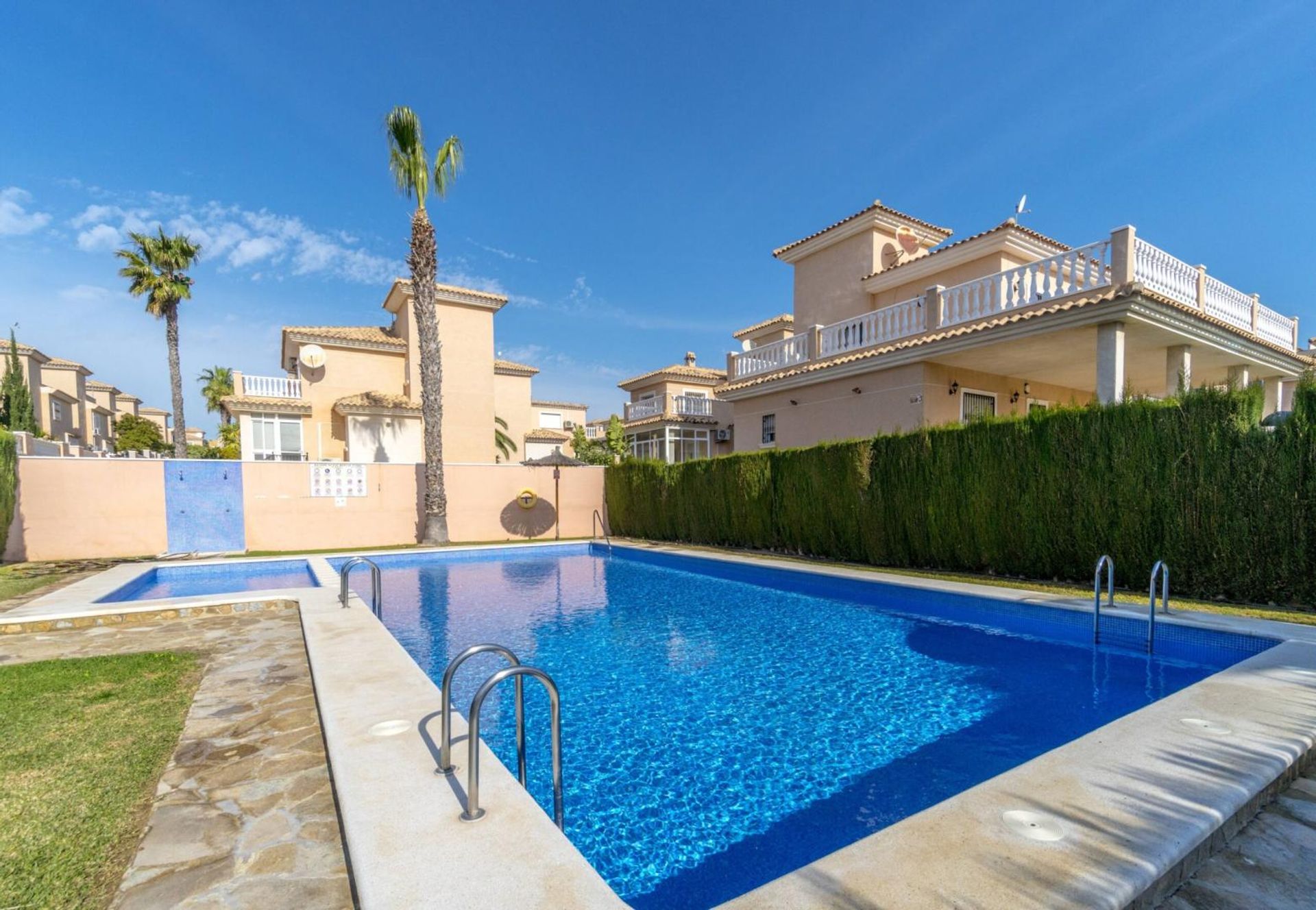 House in Orihuela, Comunidad Valenciana 11082609