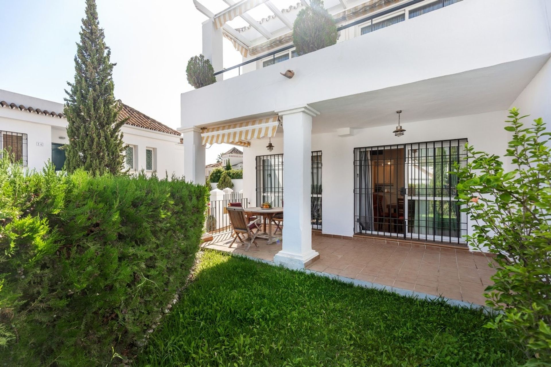 Condominium dans Marbella, Andalucía 11083176