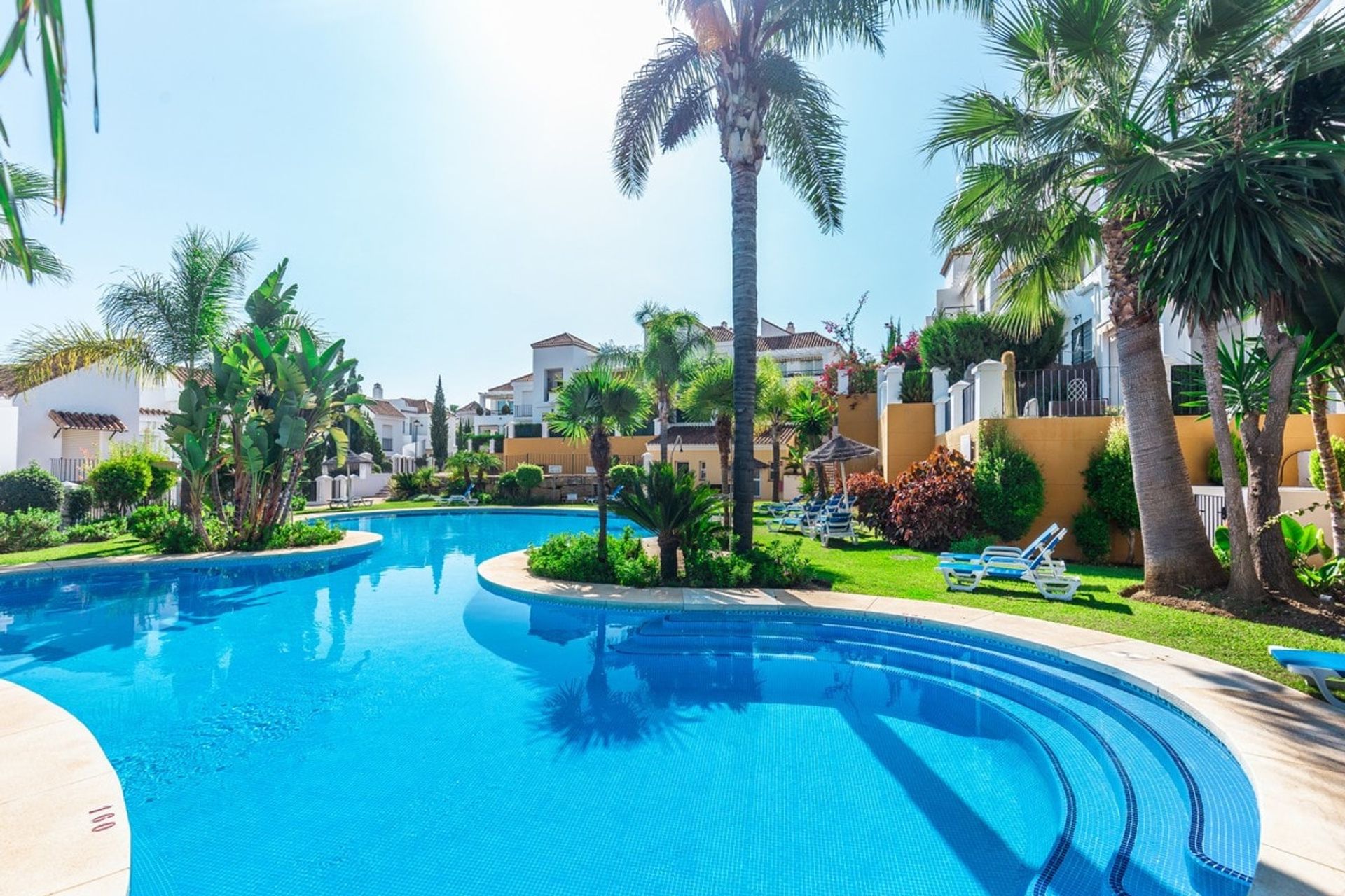 Condominium dans Marbella, Andalucía 11083176