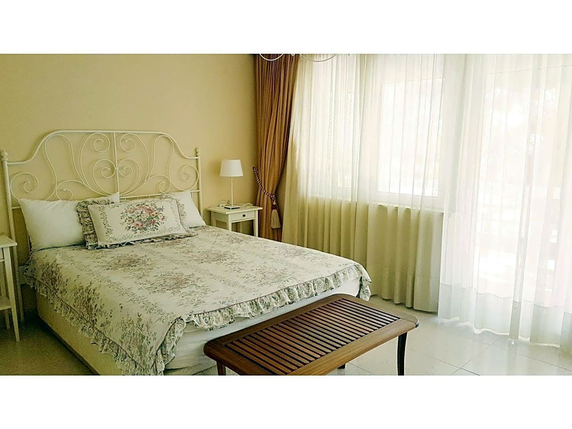 Condominium in Alhaurín de la Torre, Andalucía 11083434