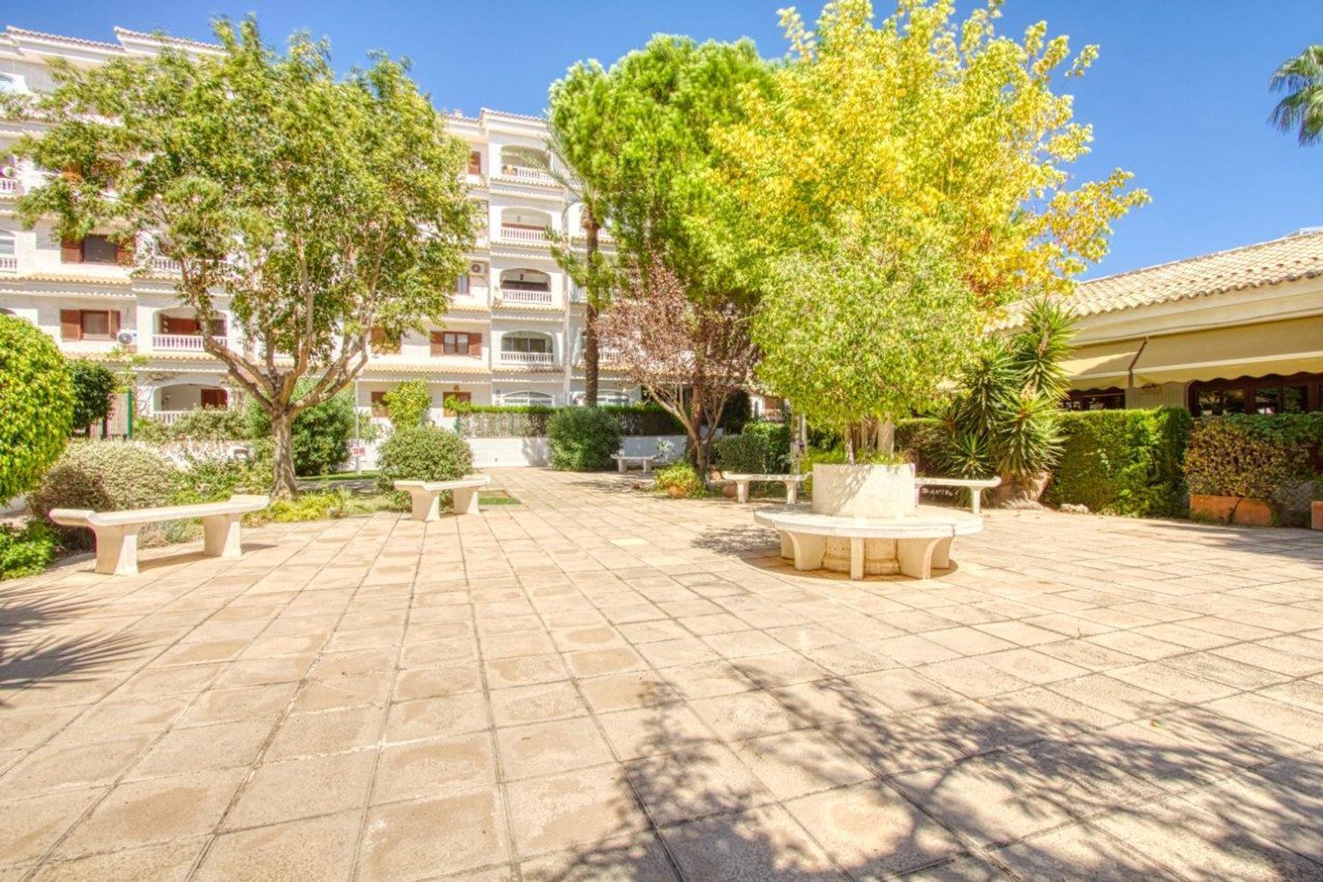 Condominio en Albacete, Castilla-La Mancha 11086387