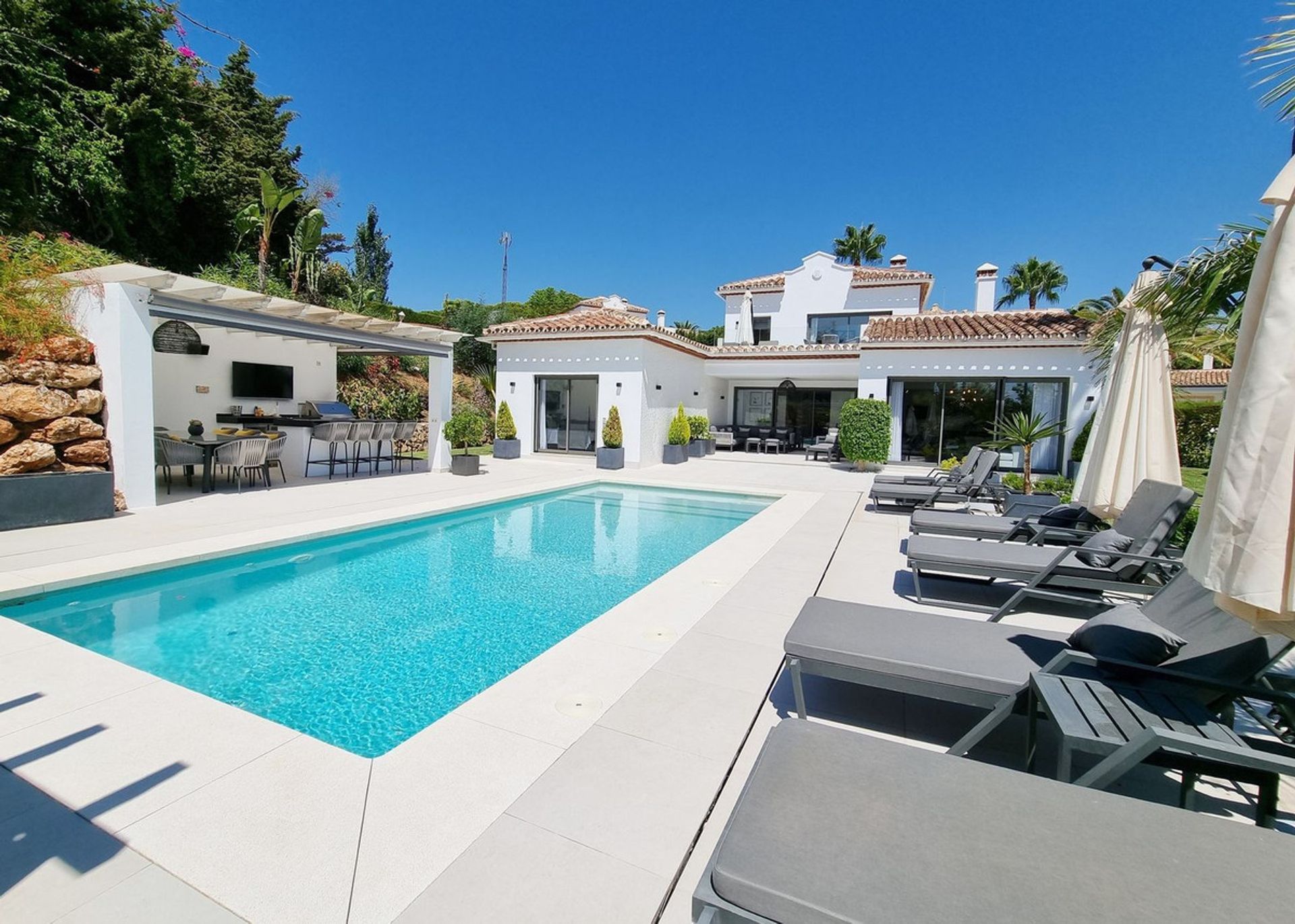 rumah dalam Marbella, Andalucía 11086447