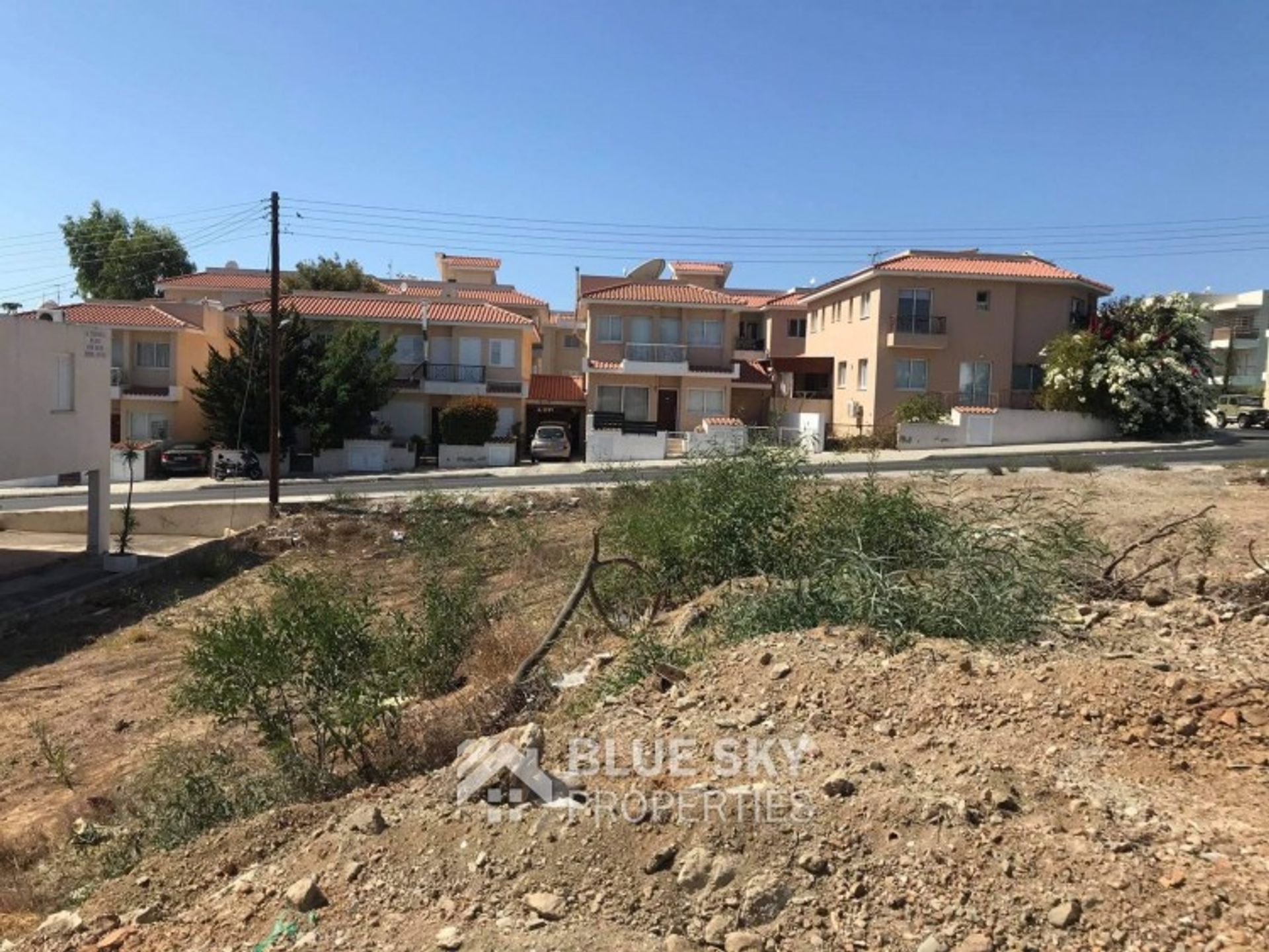 Tierra en cloracas, Pafos 11086471