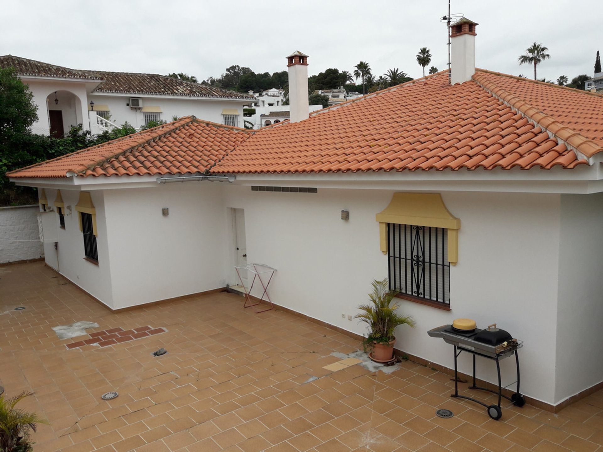 rumah dalam Fuengirola, Andalusia 11086527