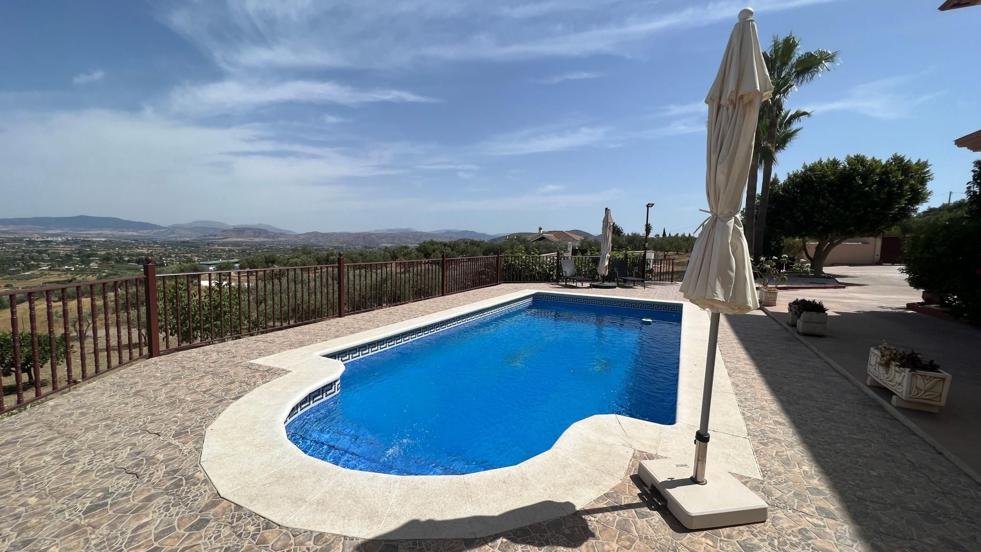 Huis in Alhaurín el Grande, Andalucía 11087350