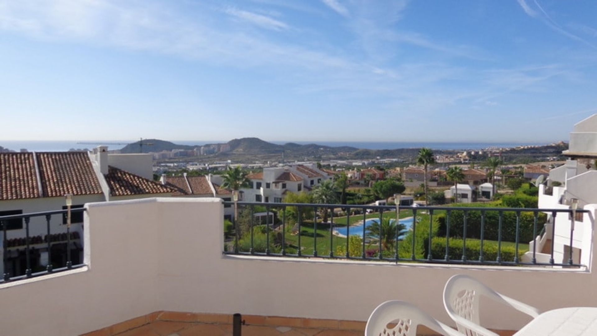 Condominium in La Vila Joiosa, Comunidad Valenciana 11087936