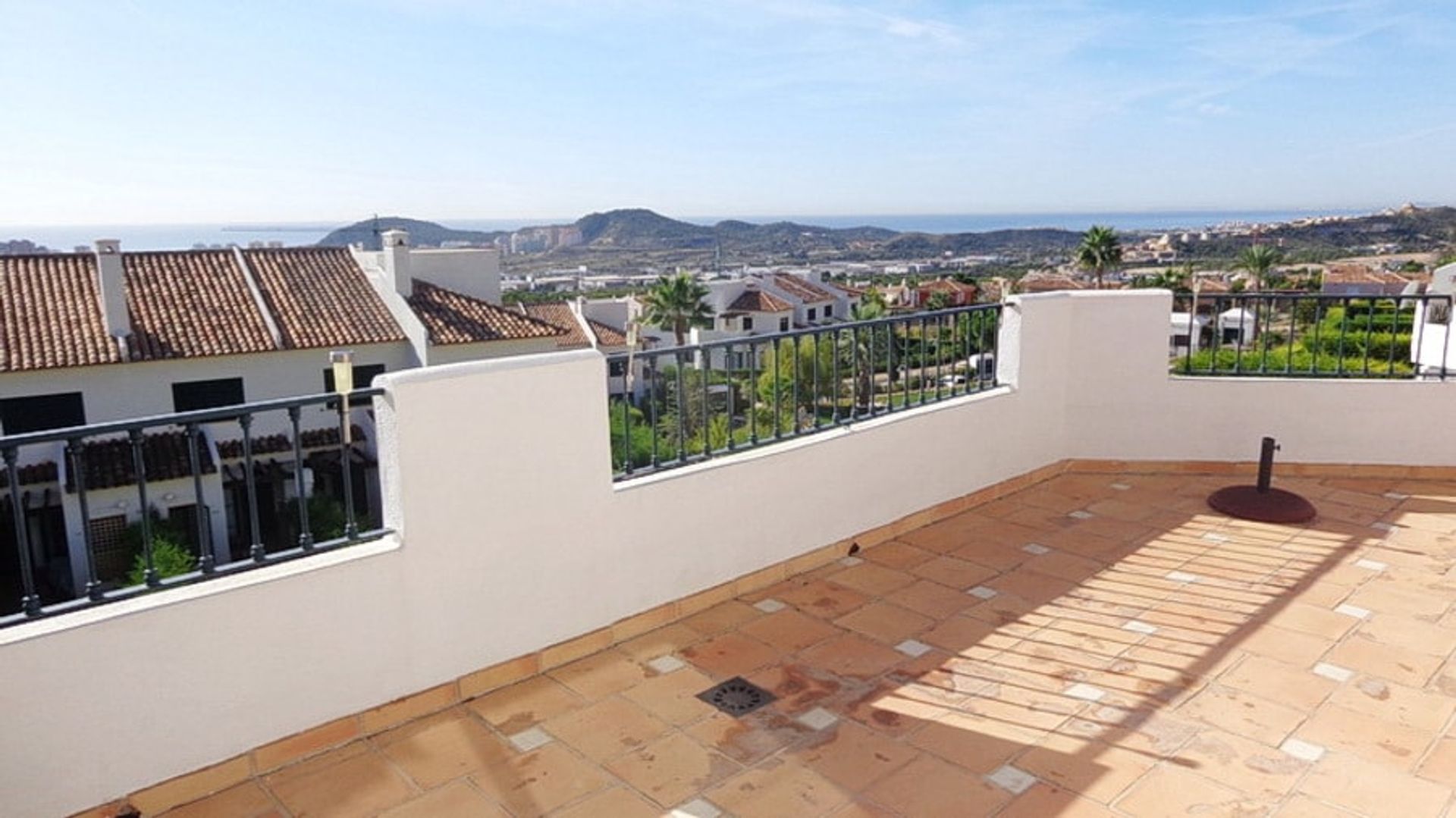 Condominium in La Vila Joiosa, Comunidad Valenciana 11087936