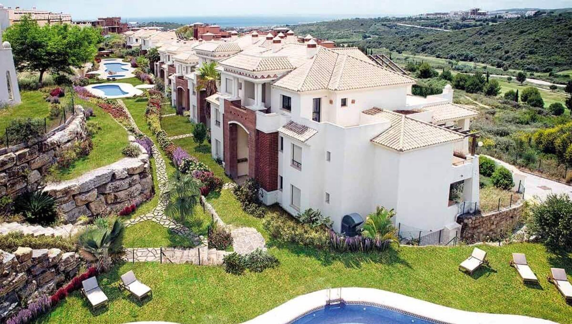 Condominium in San Luis de Sabinillas, Andalusië 11088754