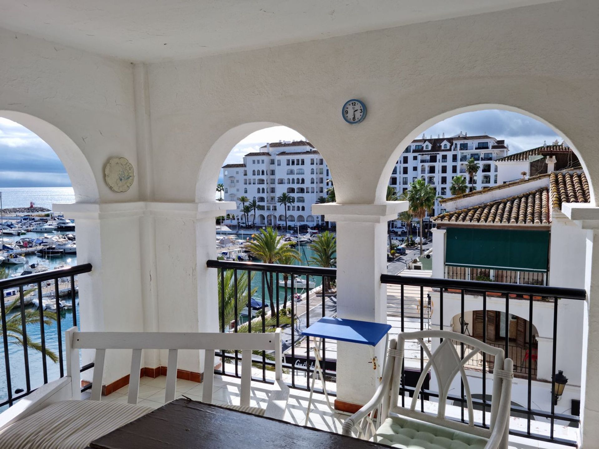 Condominio nel Puerto de la Duquesa, Andalusia 11088767