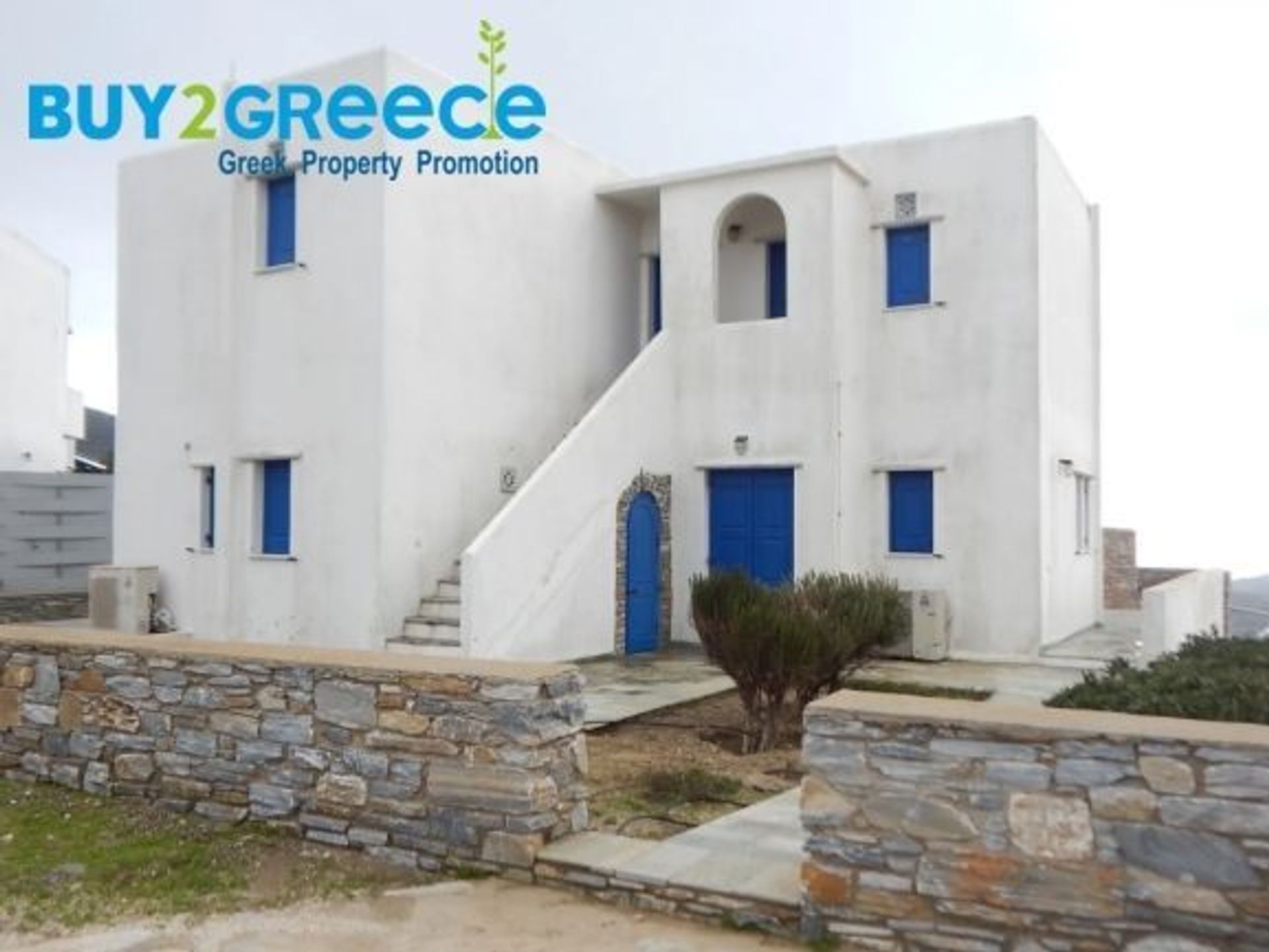 Condominium dans Tinos,  11089779