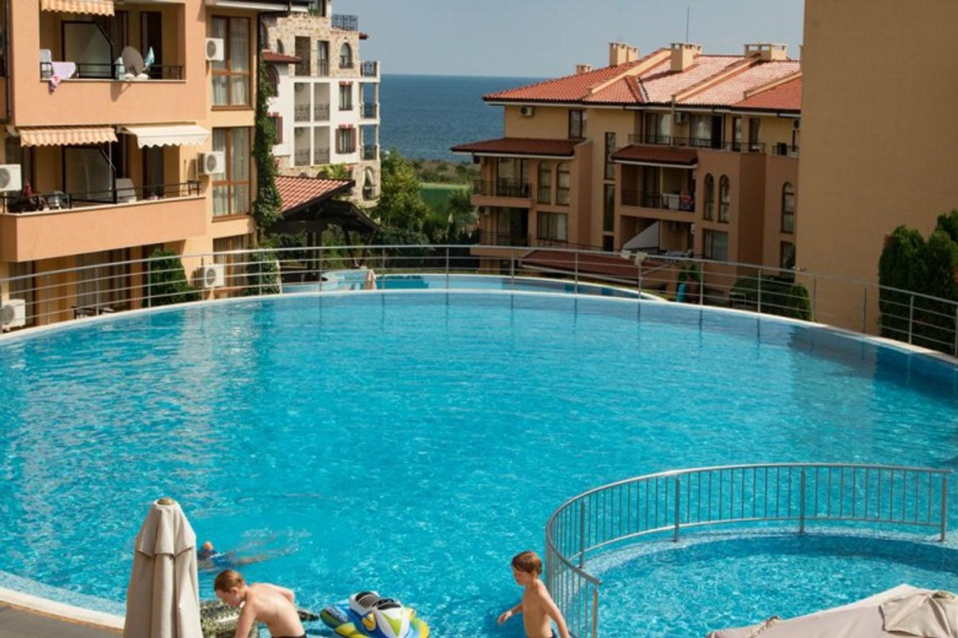 Condominio nel Sveti Vlas, Burgas 11089899