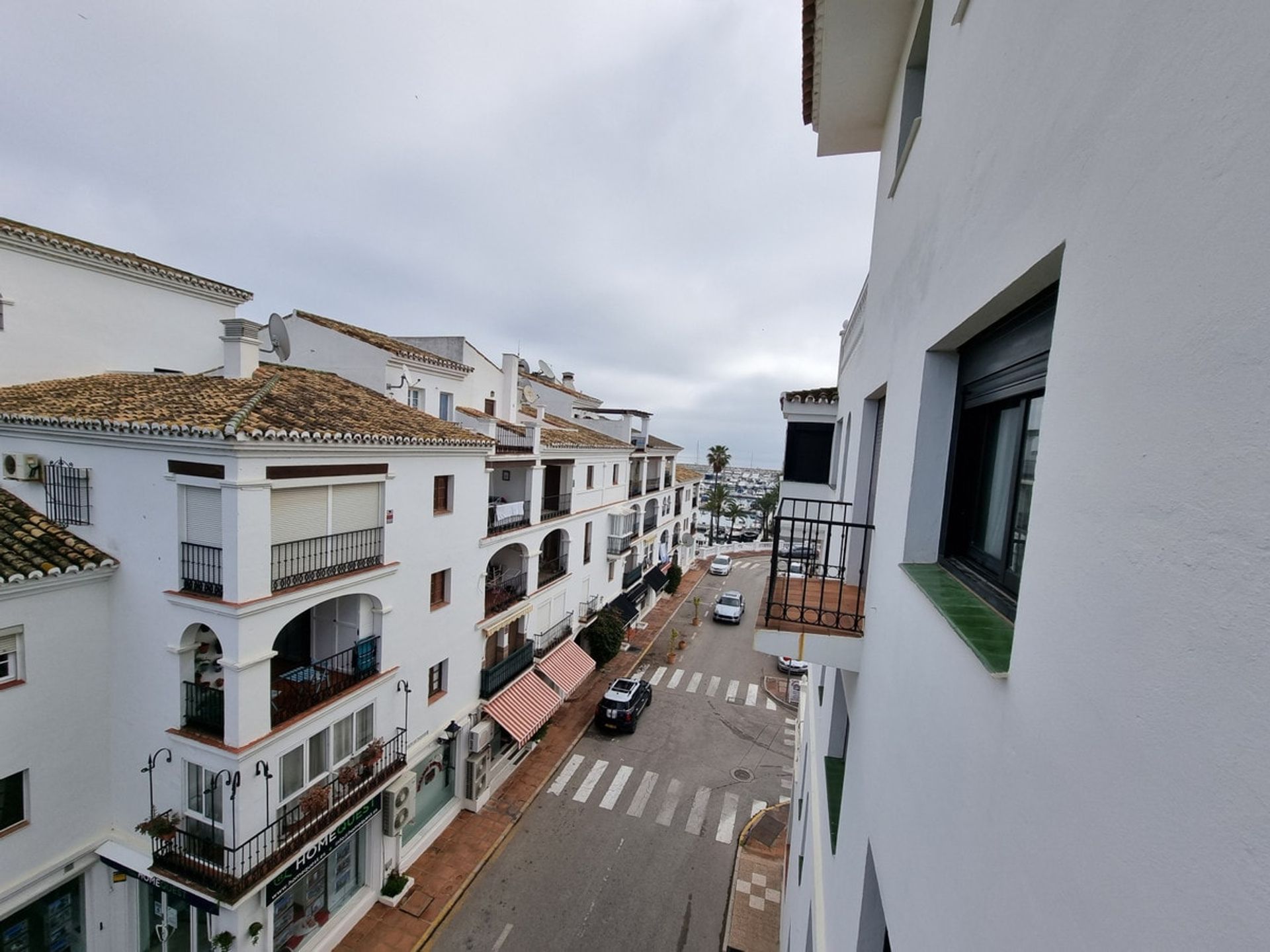 Condominium dans La Duquesa, Andalucía 11090027