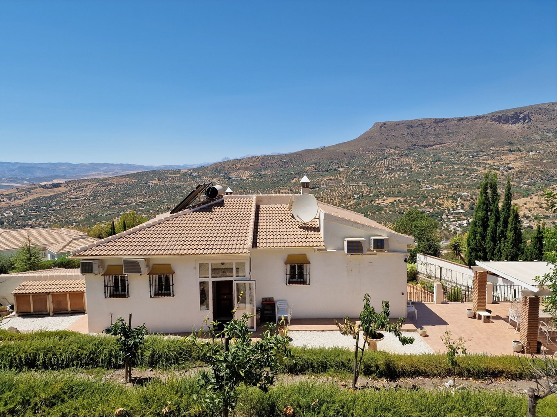 Huis in Alcaucín, Andalucía 11090216