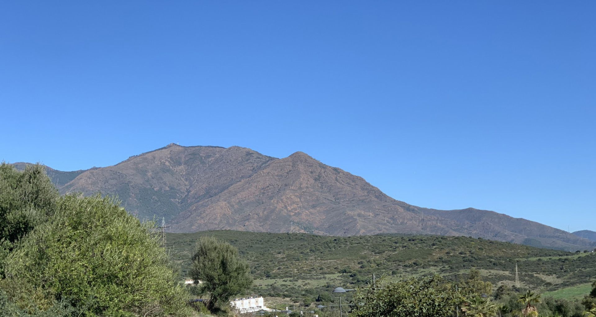 Condominium in Estepona, Andalucía 11090760