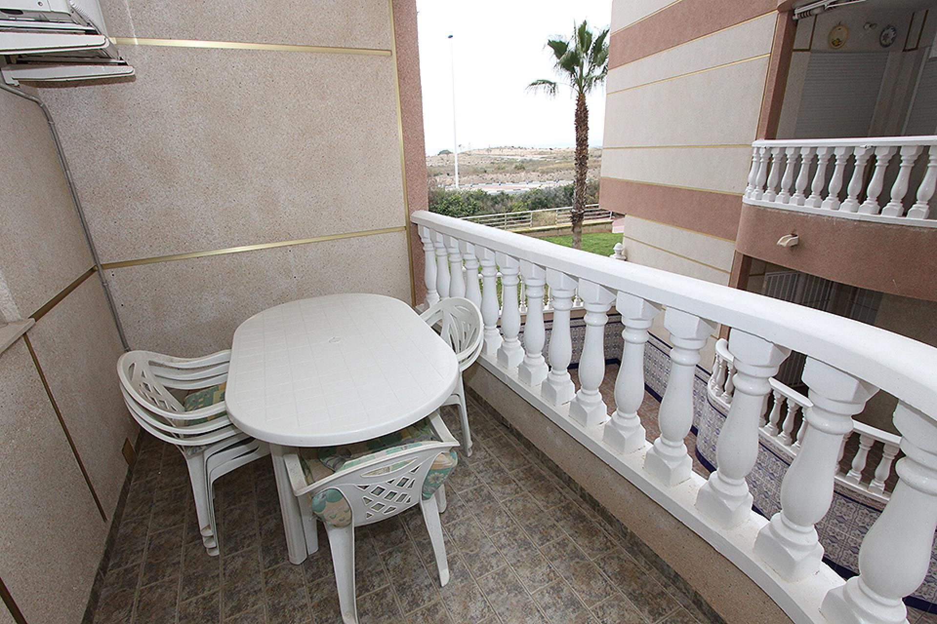 Condominium dans Torrevieja, Comunidad Valenciana 11090948