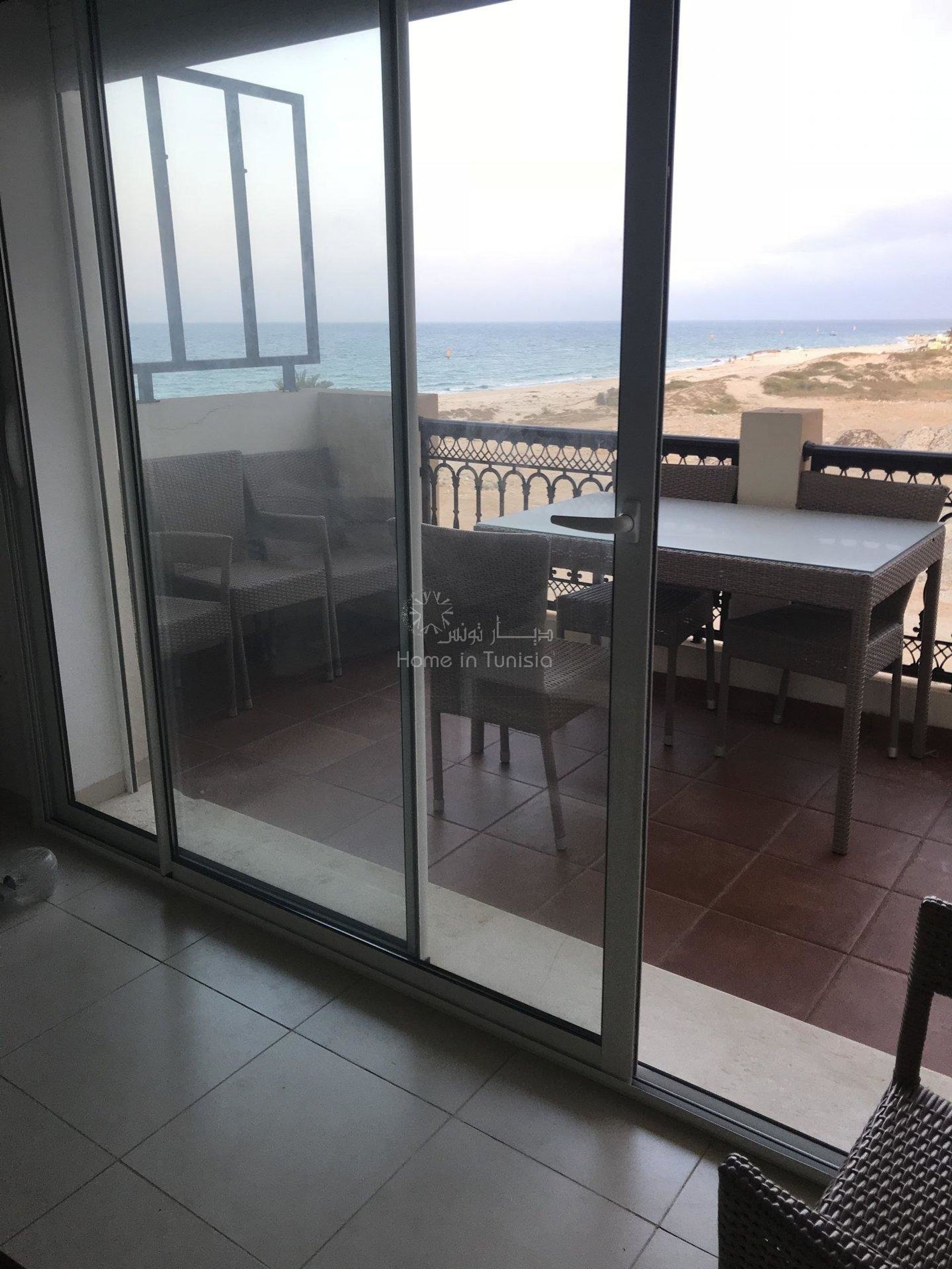 Condominium in El Hamma, Gabes 11092195