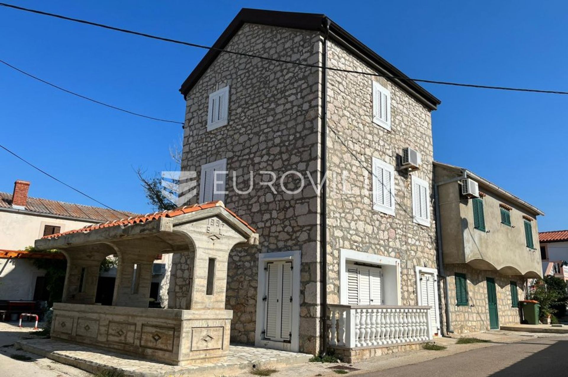 Huis in Starigrad, Zadarska Zupanija 11092539