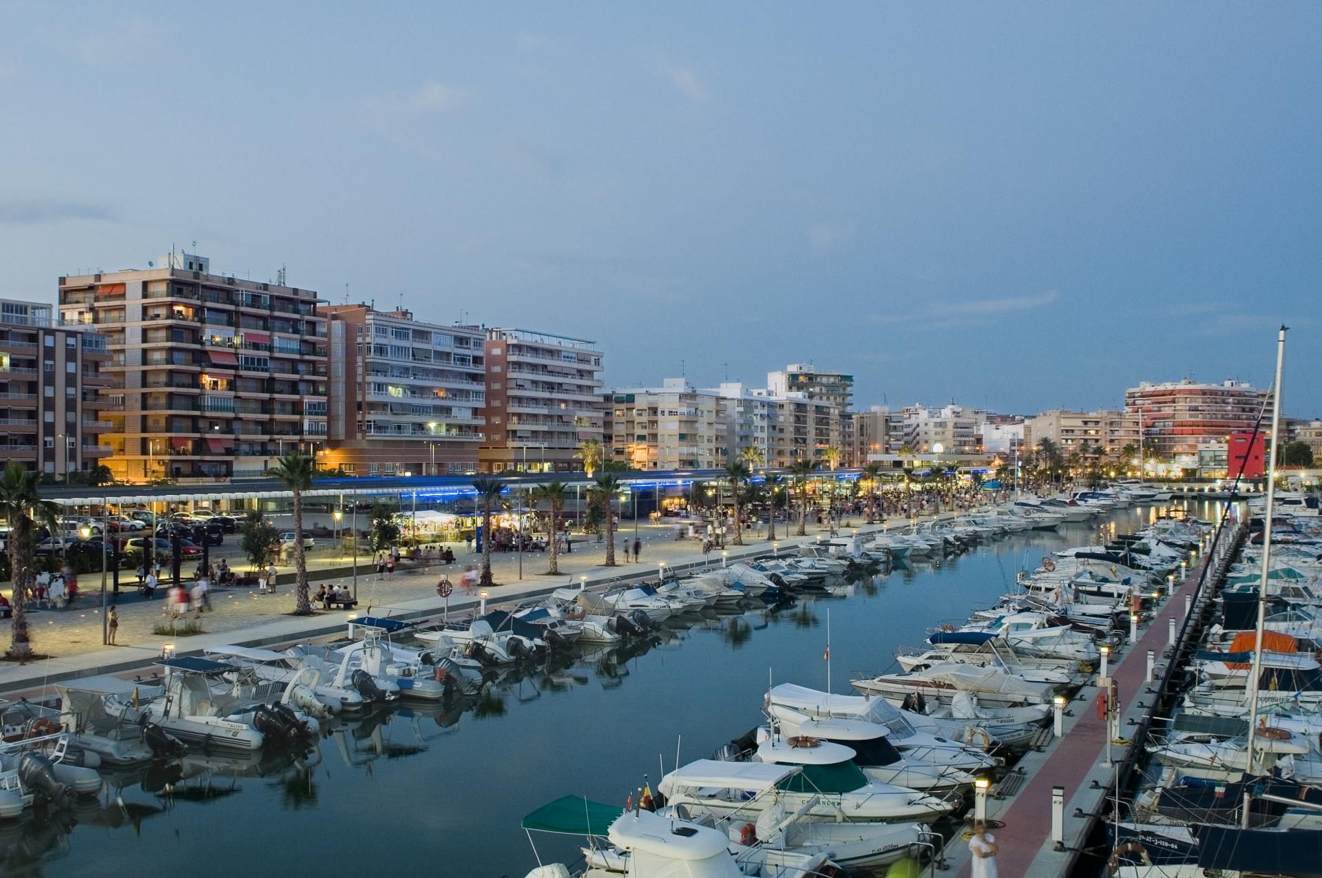 Condomínio no Santa Pola, Comunidad Valenciana 11092774