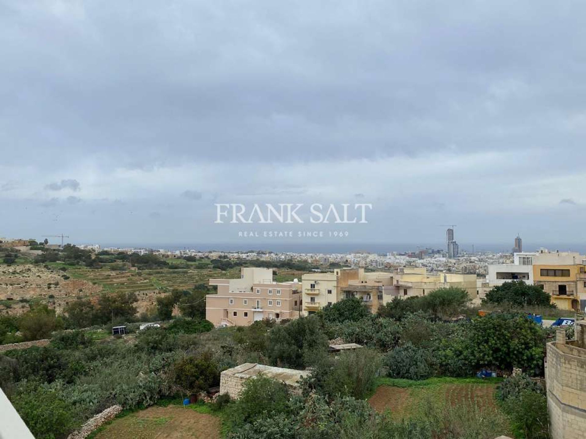 Condominium dans San Ġwann, San Ġwann 11092791