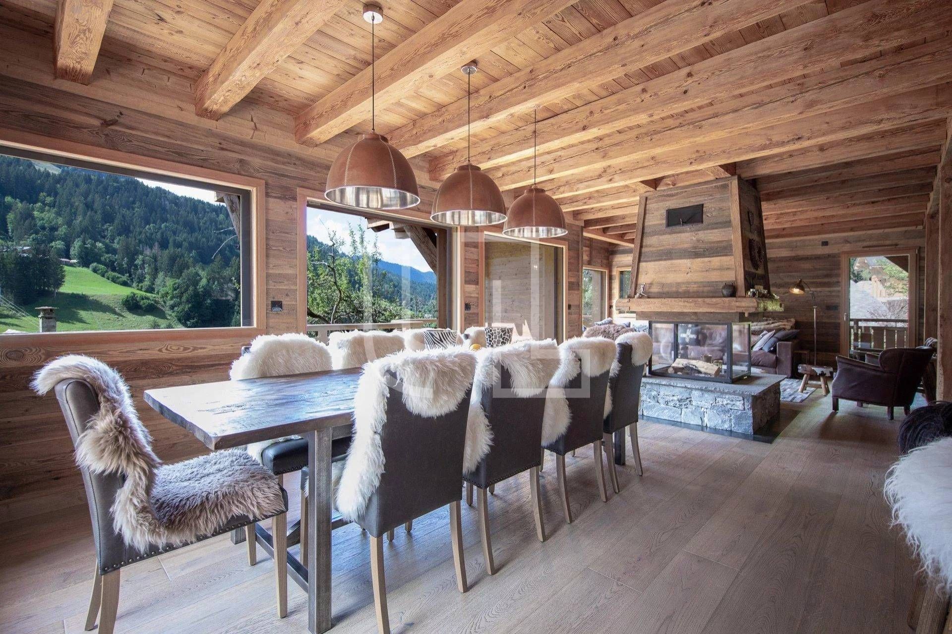 Huis in Morzine, Auvergne-Rhône-Alpes 11093484