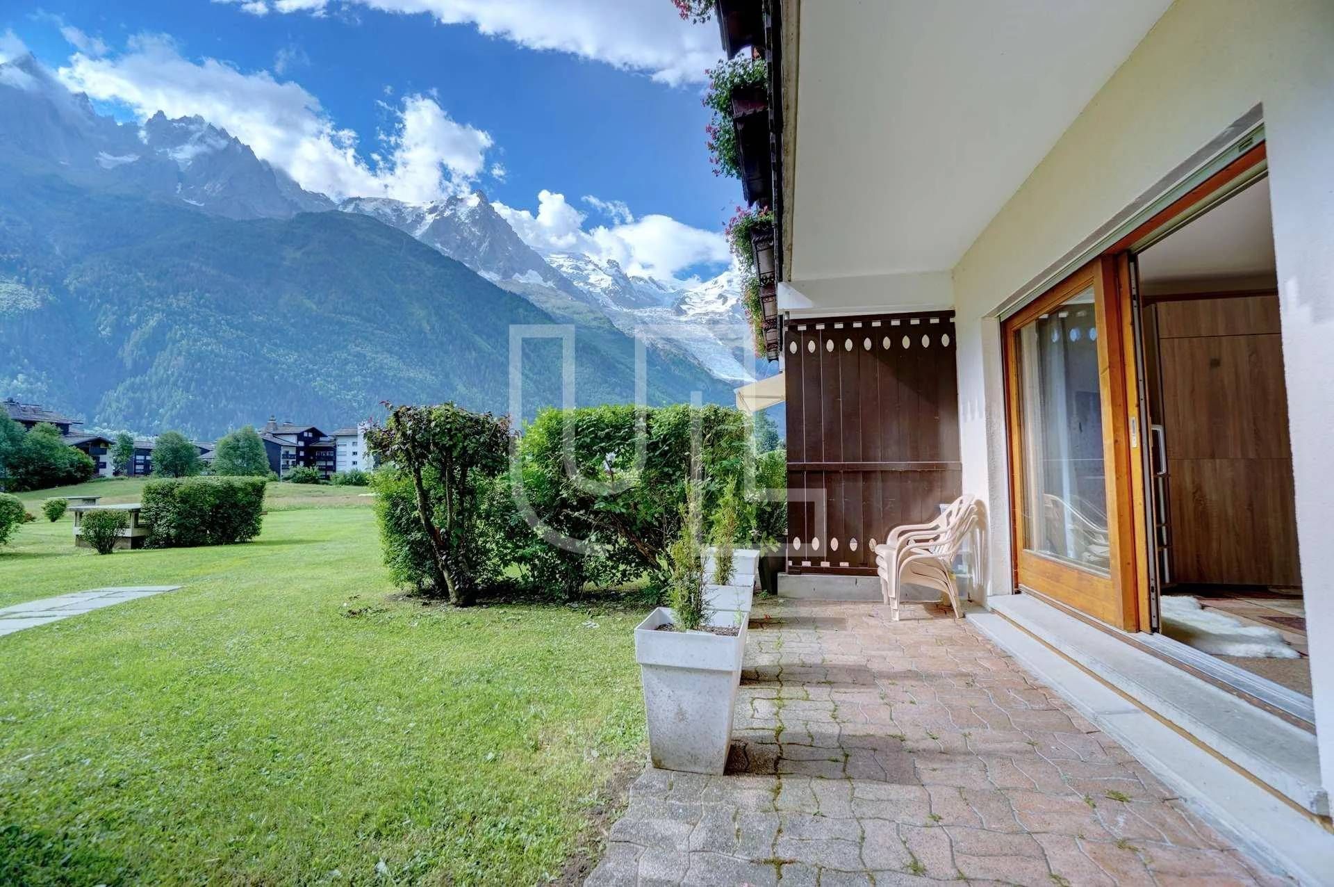 Condominio nel Chamonix-Mont-Blanc, Auvergne-Rhône-Alpes 11094691