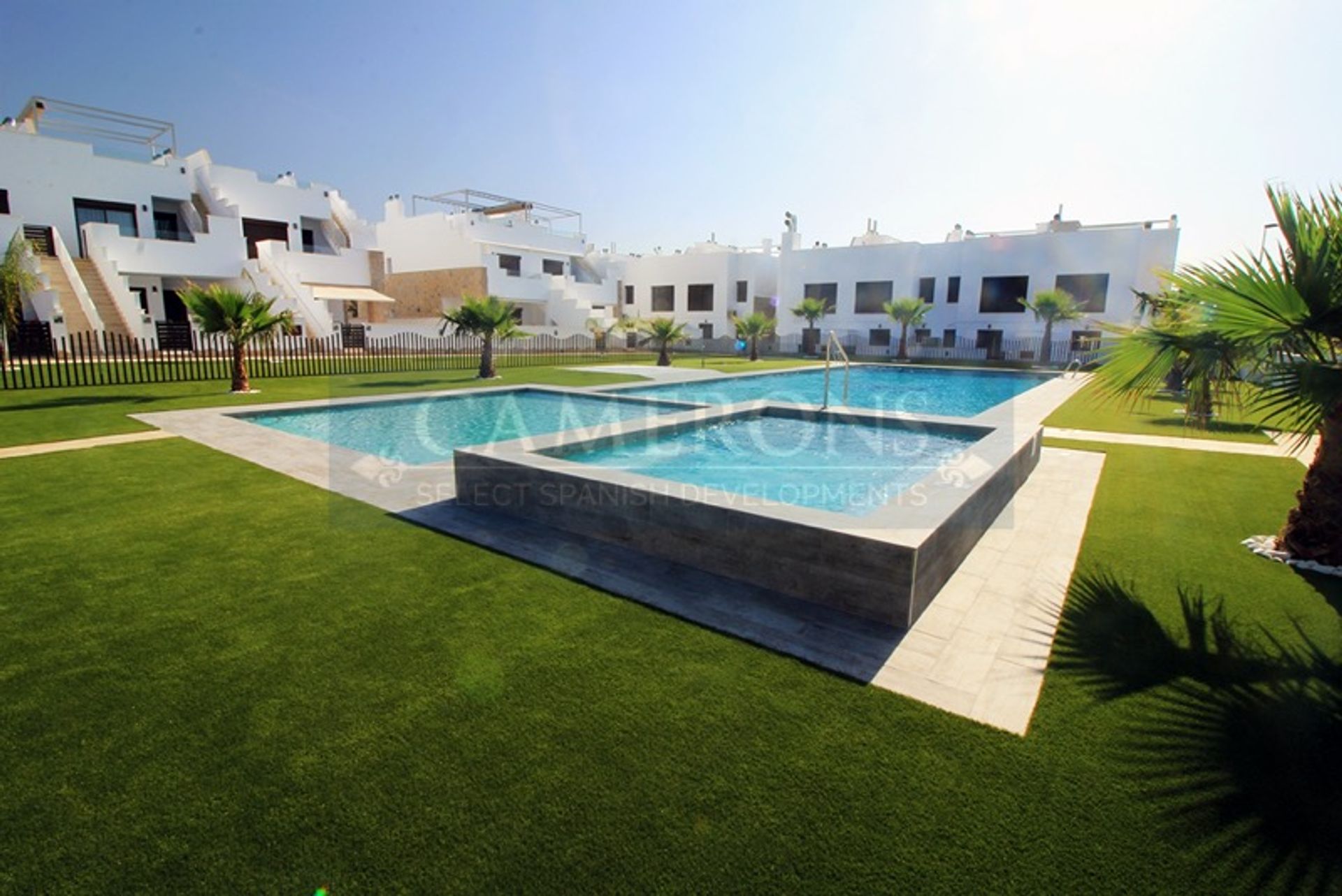 Condominium in Torre de la Horadada, Valencian Community 11095064