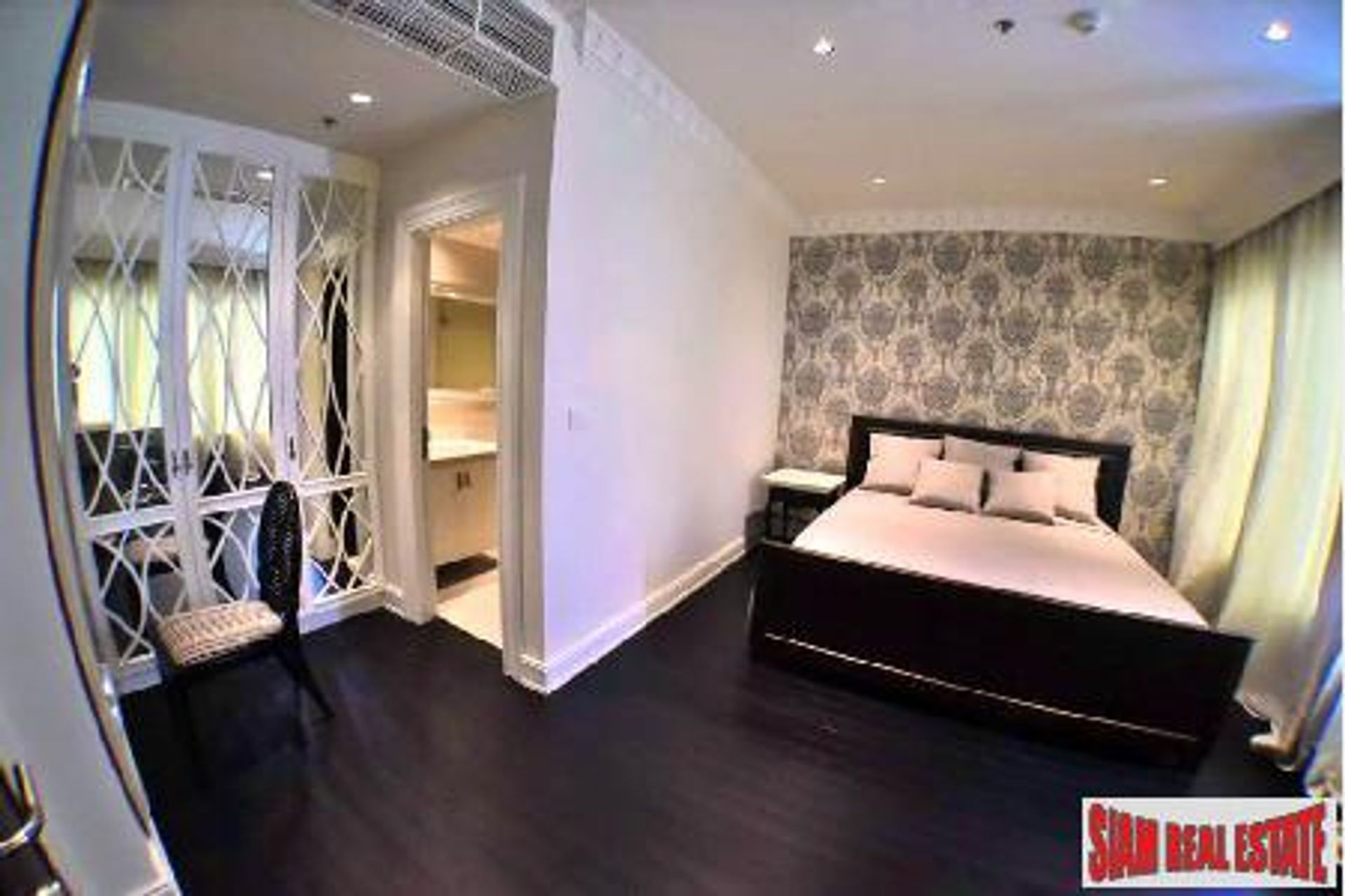 Condominium in , Krung Thep Maha Nakhon 11096440