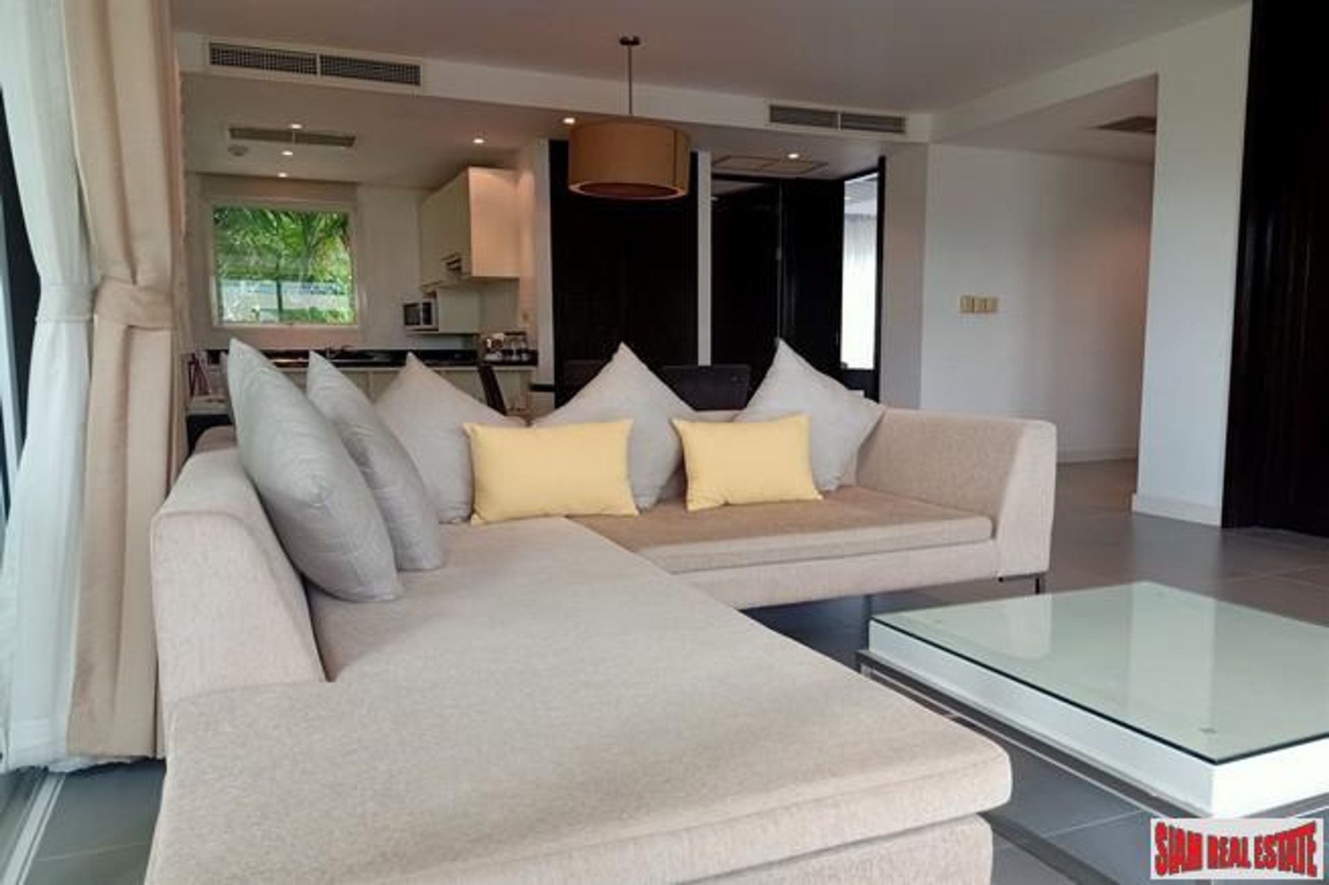 Condominium dans Karon, Phuket 11096673