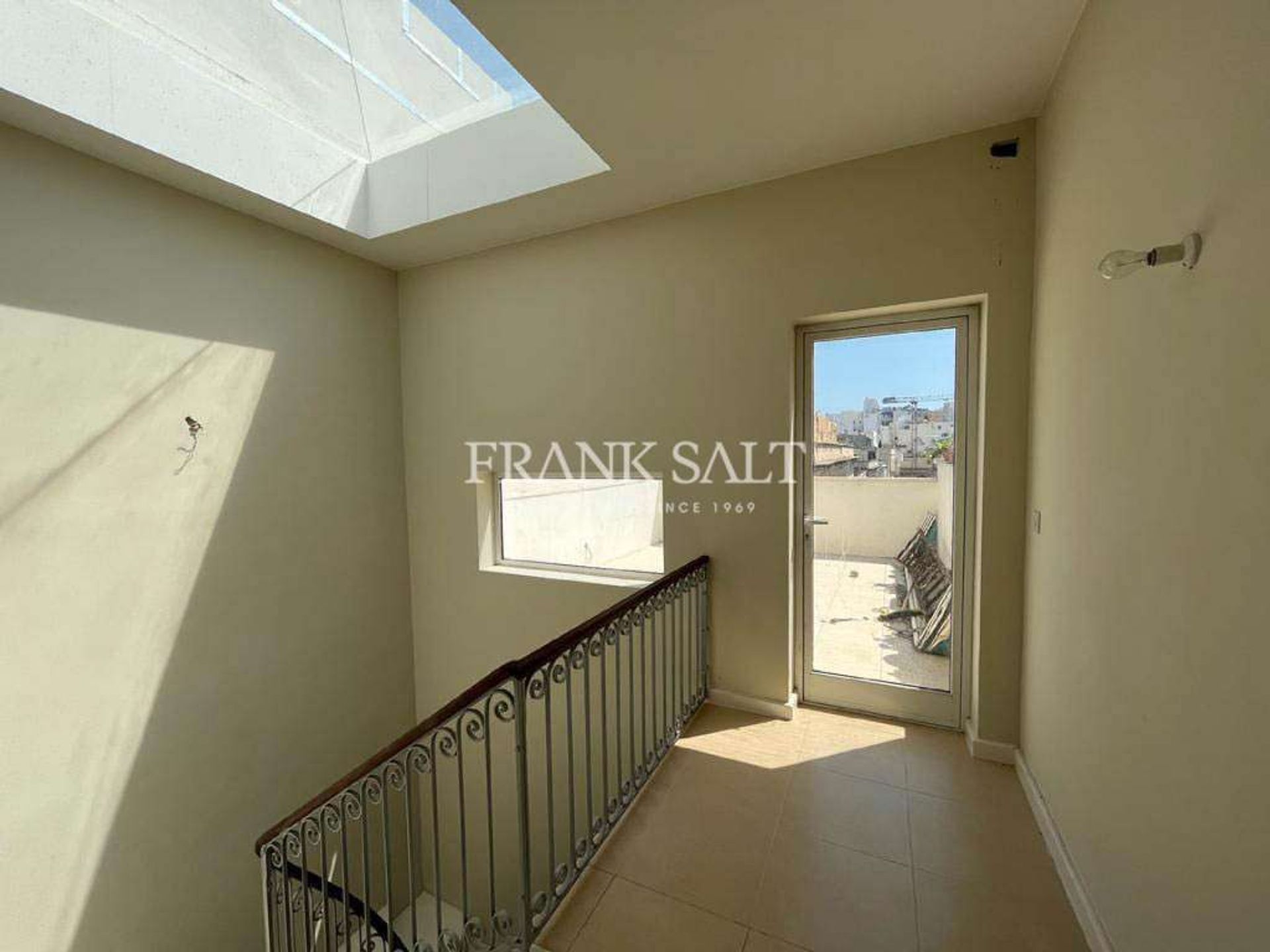 Huis in Sliema,  11100091