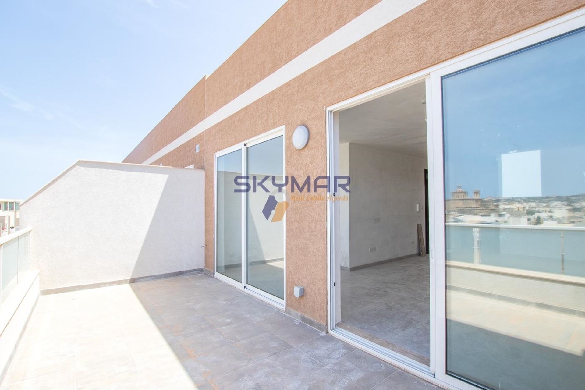 Condominio en Ħaż-Żebbuġ,  11102423