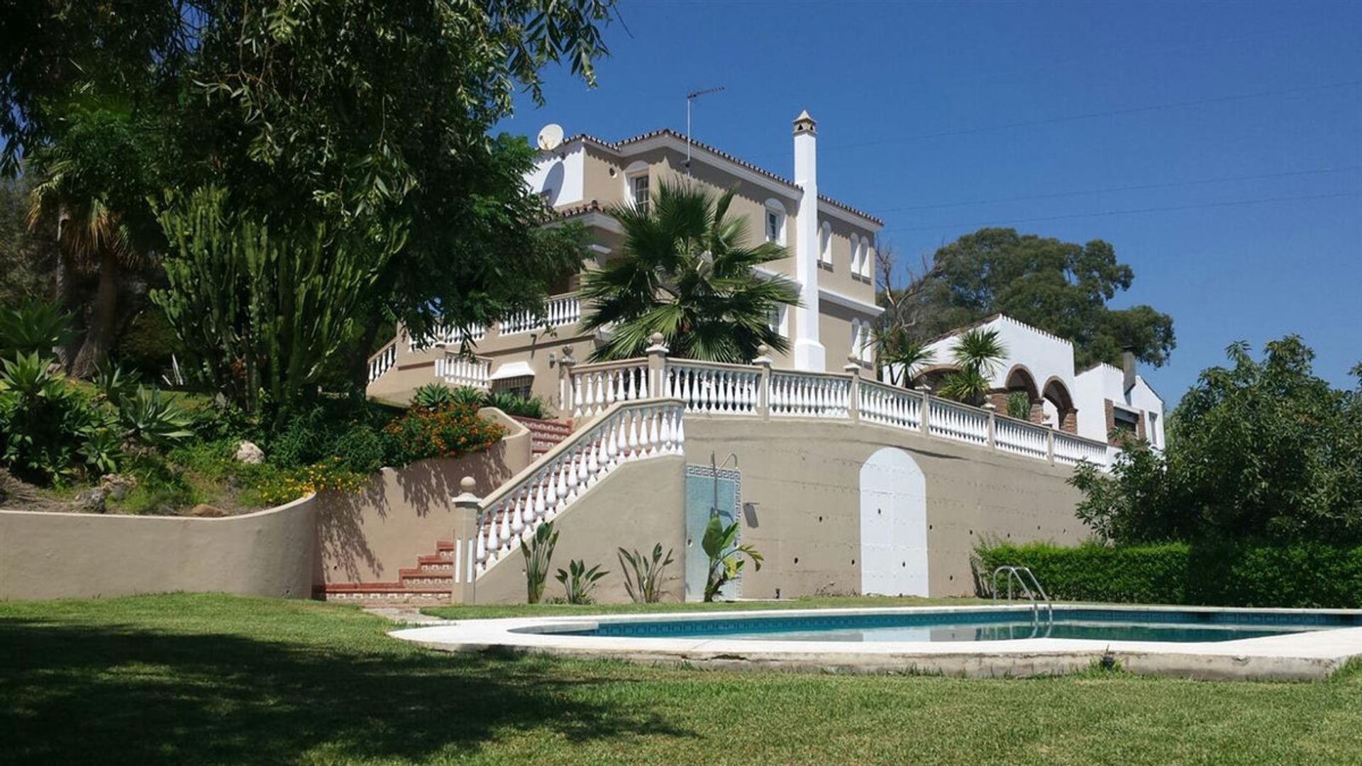 Huis in Estepona, Andalusië 11102625