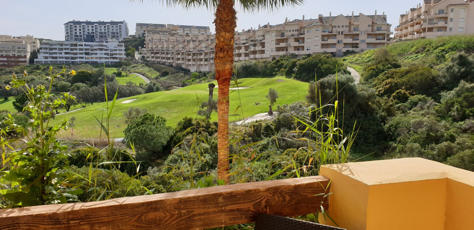 Condominium in Castillo de Sabinillas, Andalusia 11107028