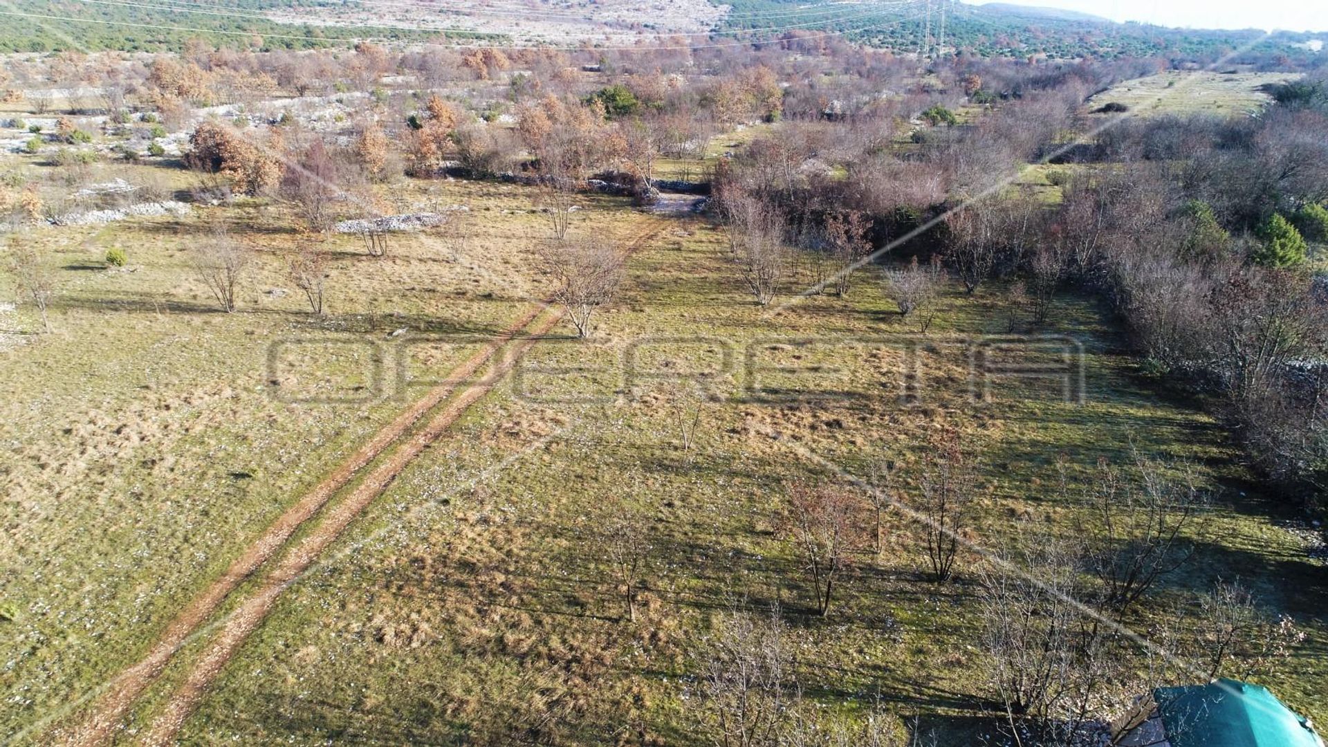 Land in Klis, Splitsko-Dalmatinska Zupanija 11108526