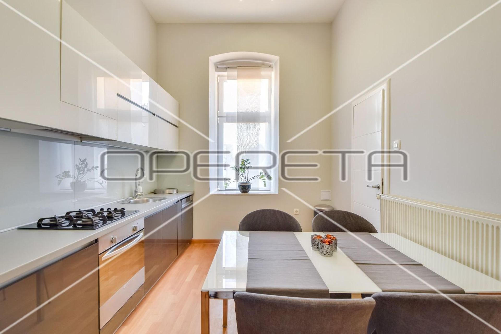 Condominio en Zagreb,  11108563