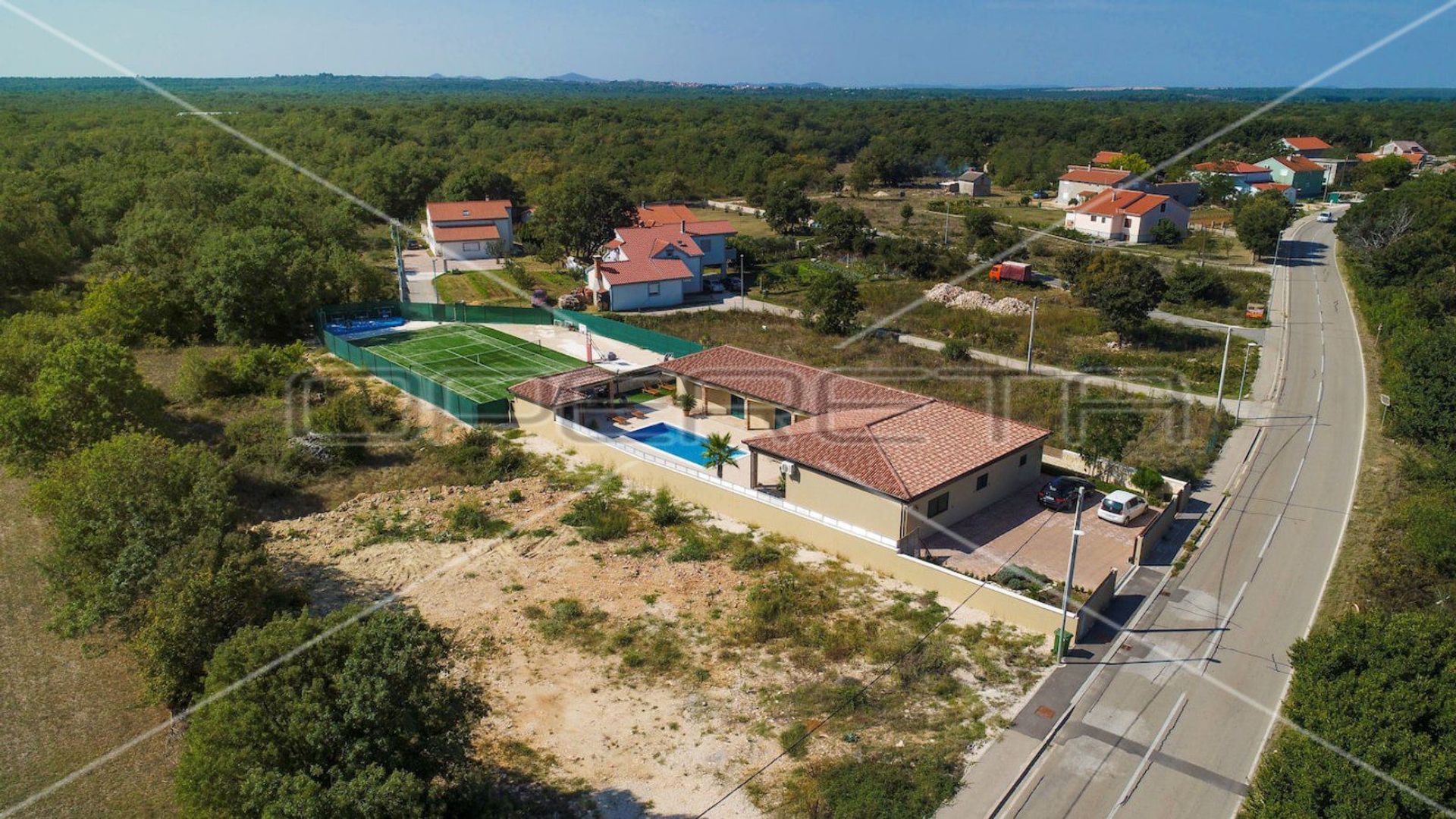 casa en Briševo, Zadarska županija 11108796