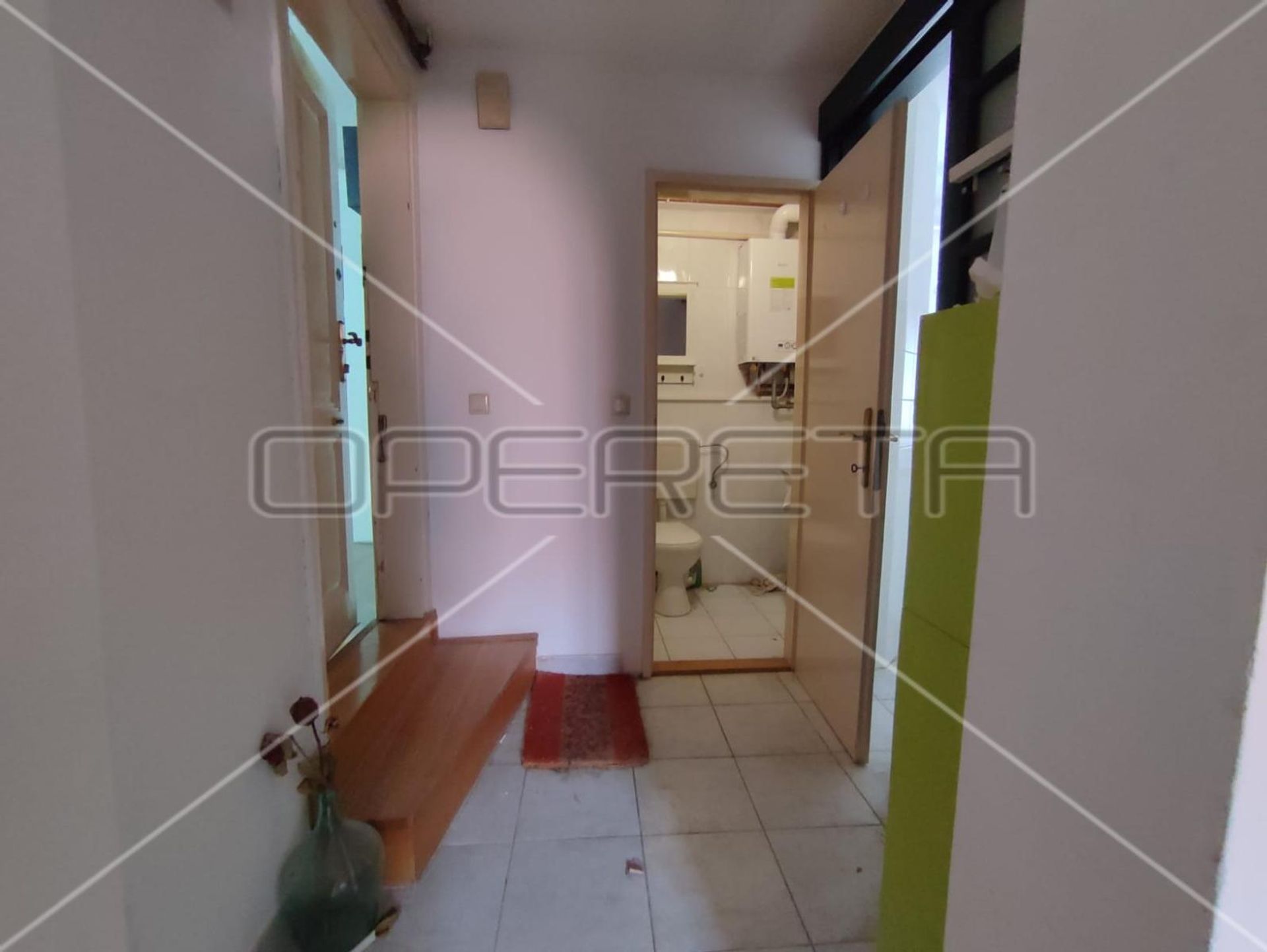 Condominio nel Gracani, Zagabria, Laurea 11108864