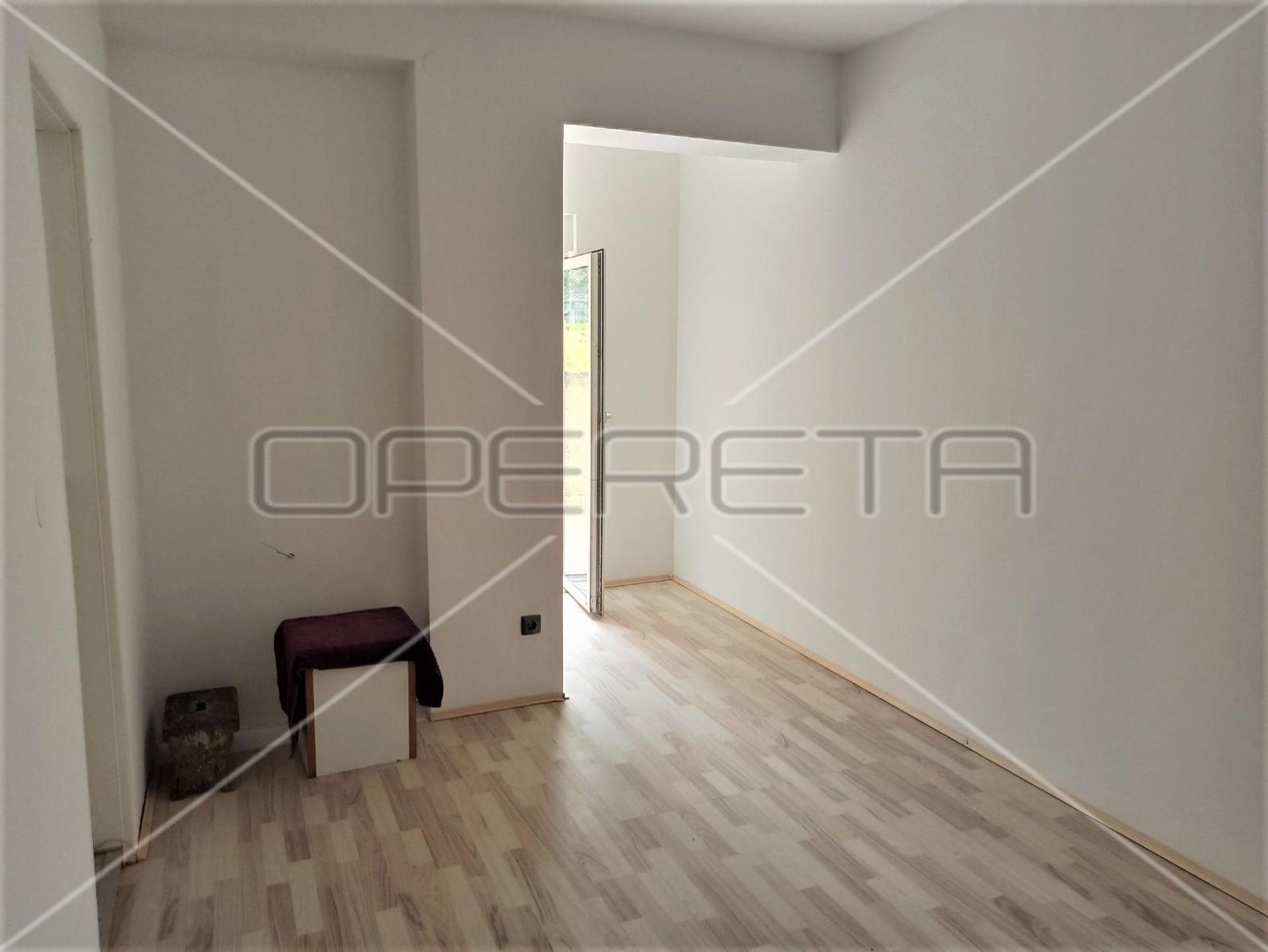 Condominio en Zagreb, Zagreb, Graduado 11109232