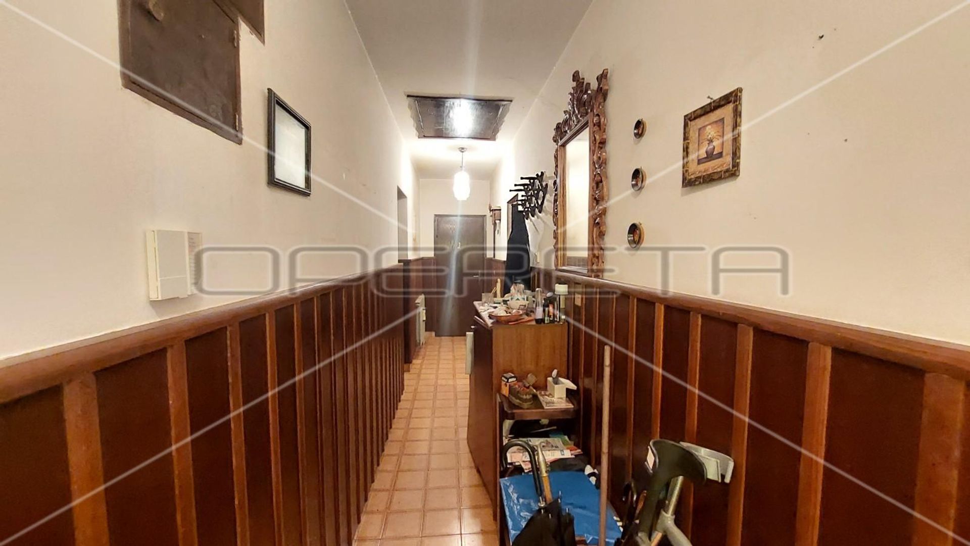 Casa nel Gornje Vrapce, Zagabria, Laurea 11109236