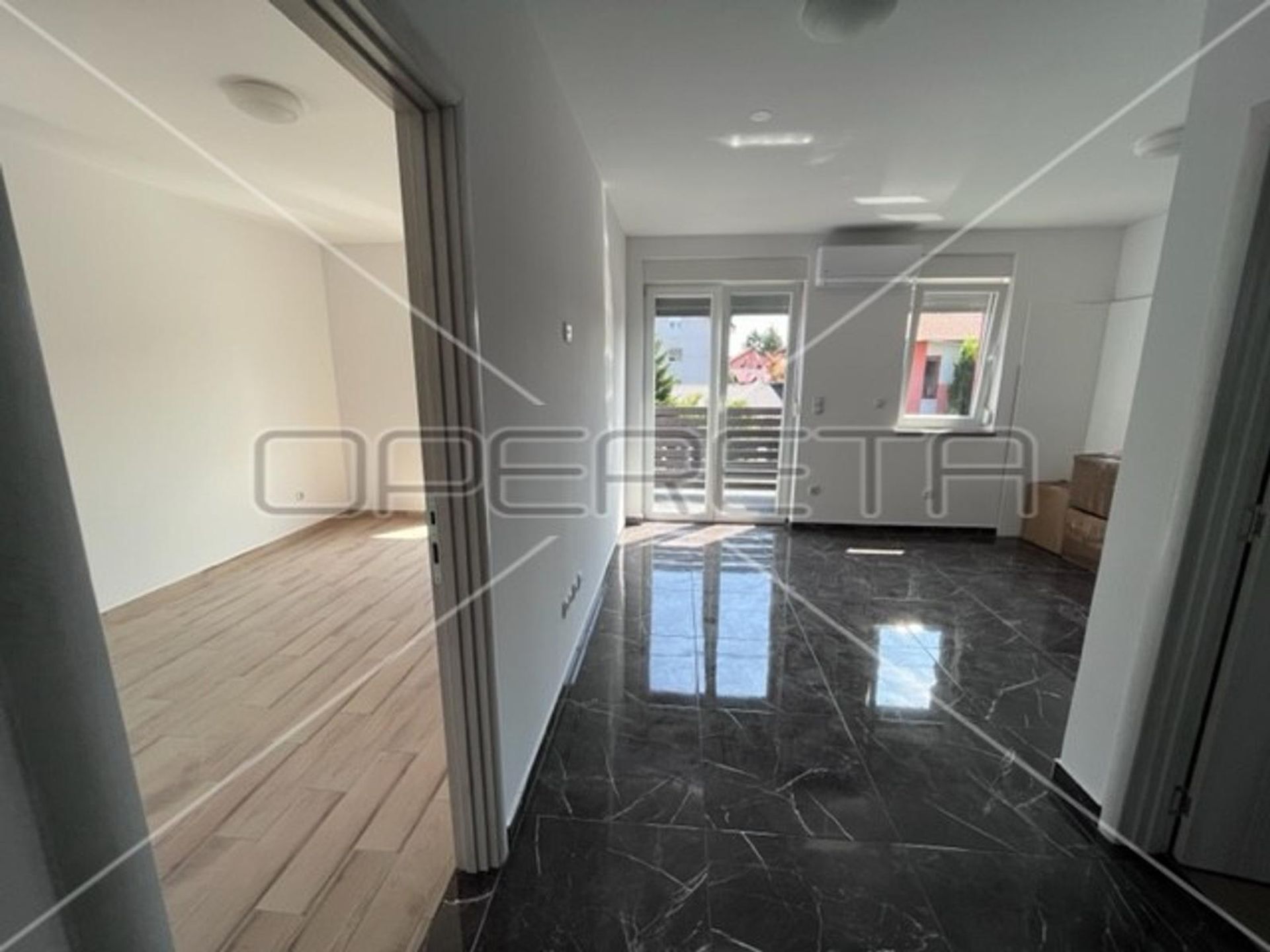 casa en Vukomerec, Zagreb, Grad 11109324