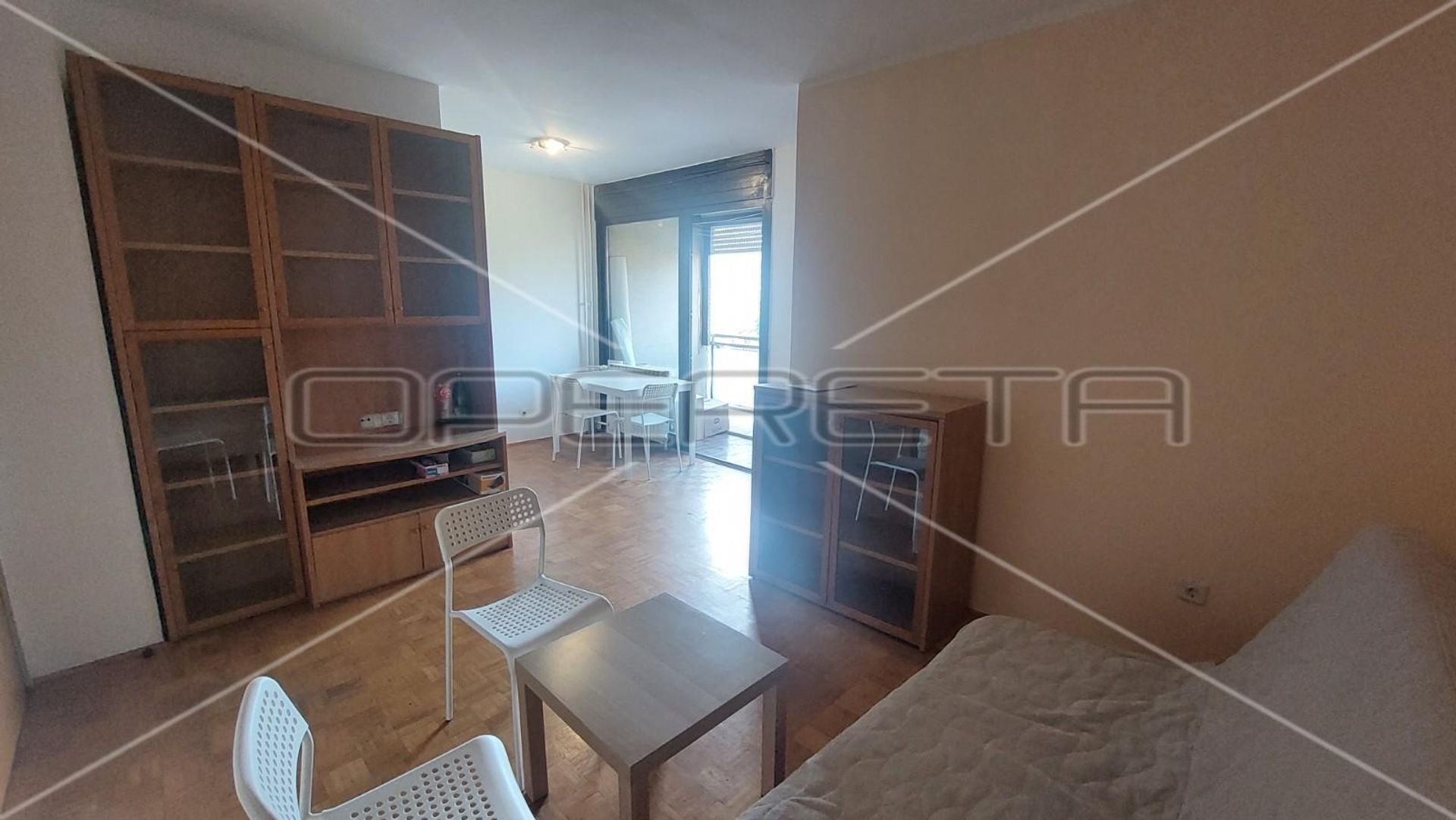 Condominio en Stenjevec, Zagreb, Graduado 11109349