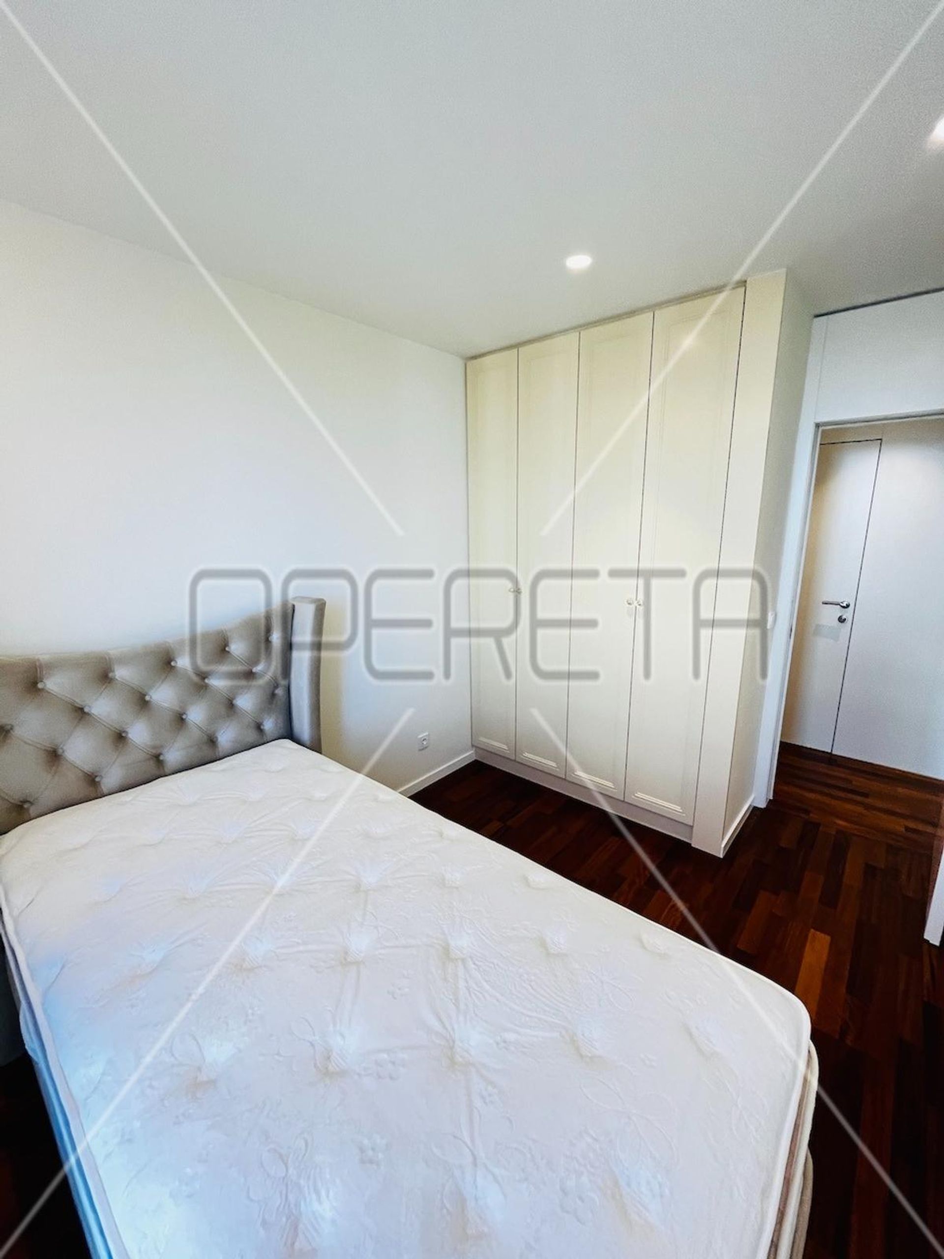 Condominio en Zagreb,  11109354